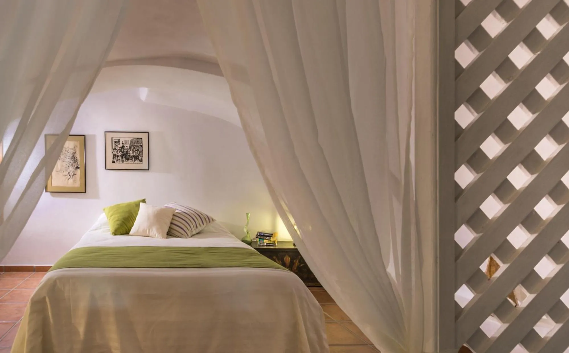Bedroom, Bed in Astraea House