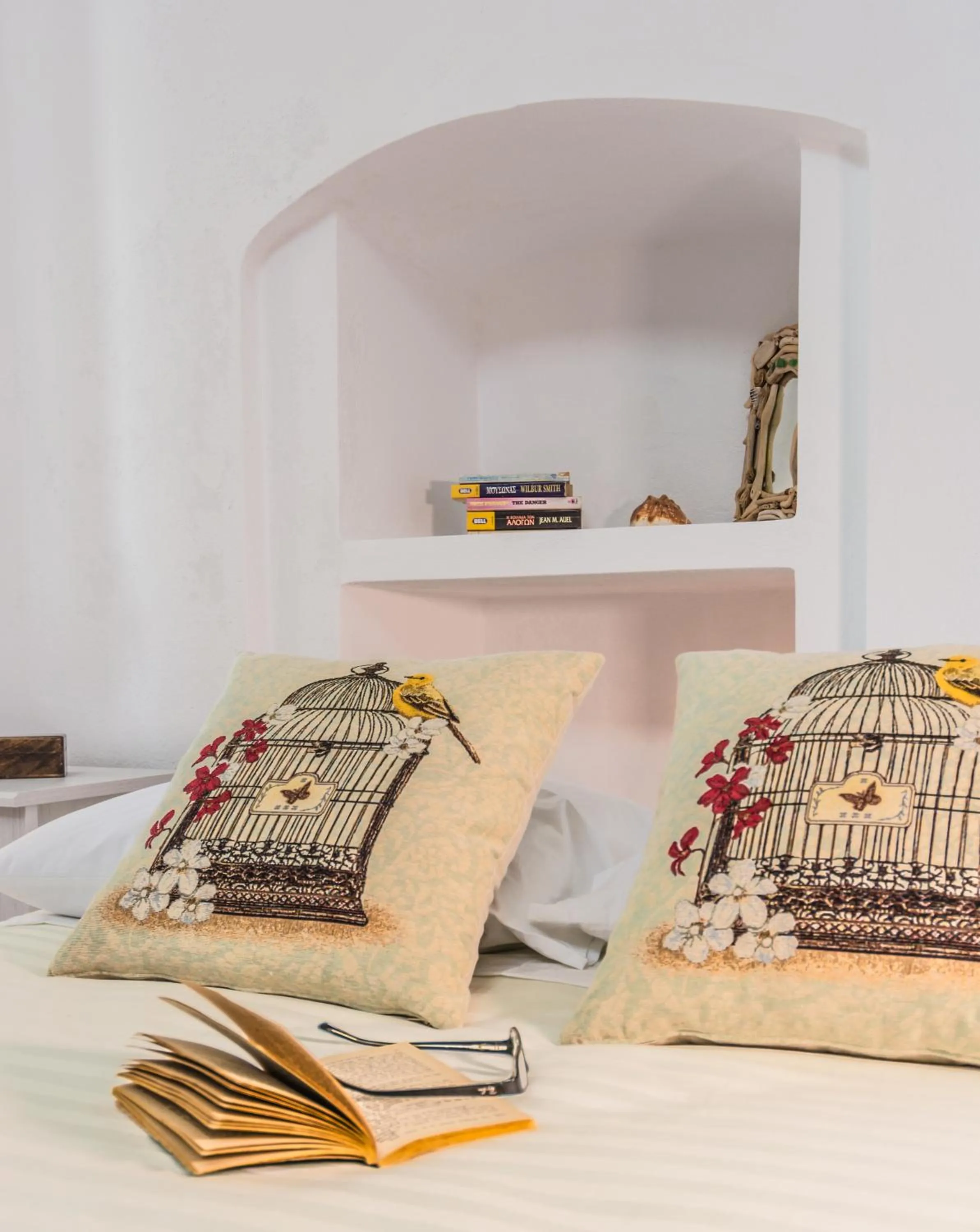 Bedroom, Bed in Astraea House