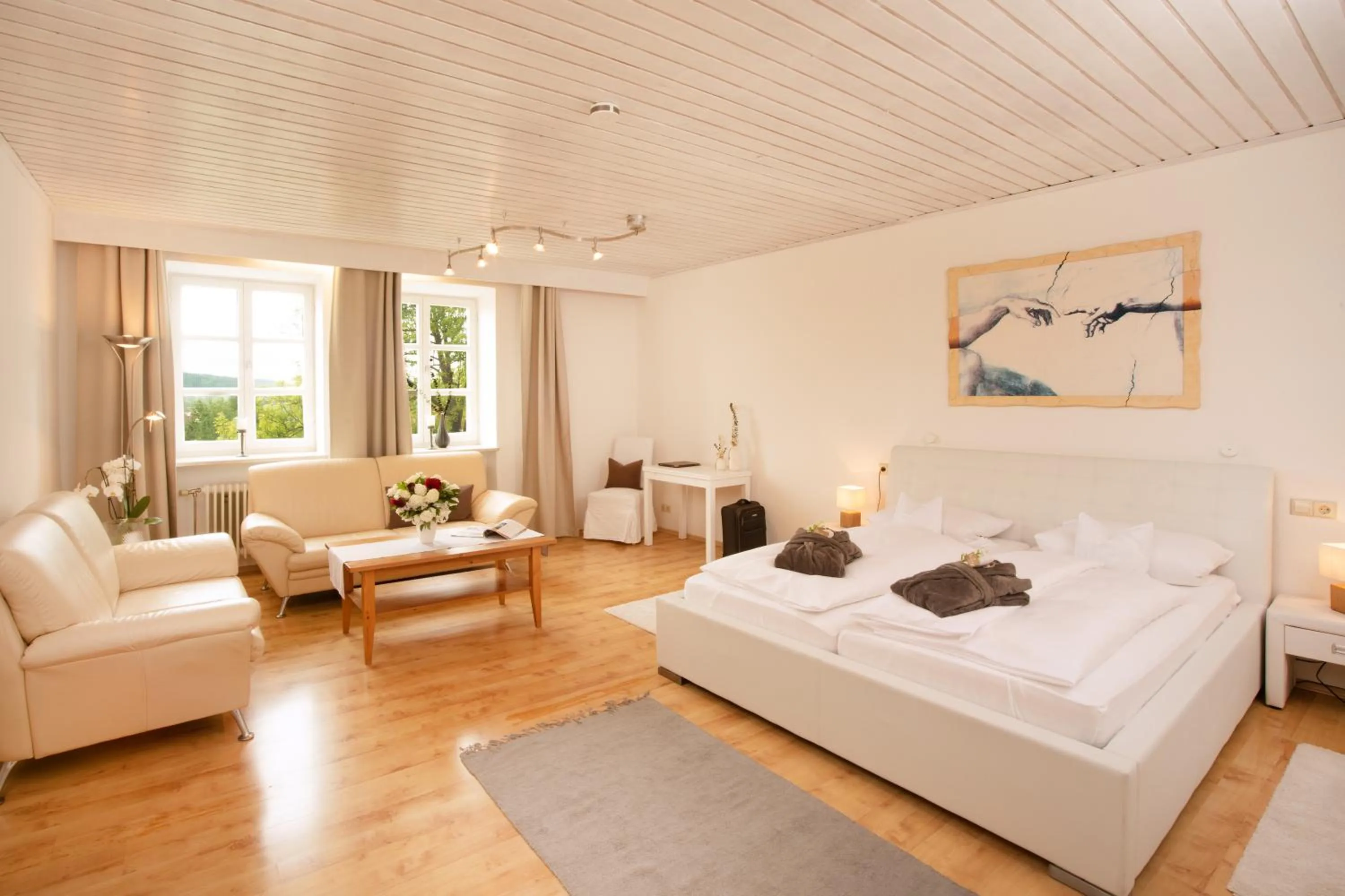 Photo of the whole room, Bed in Hotel Alter Weißbräu