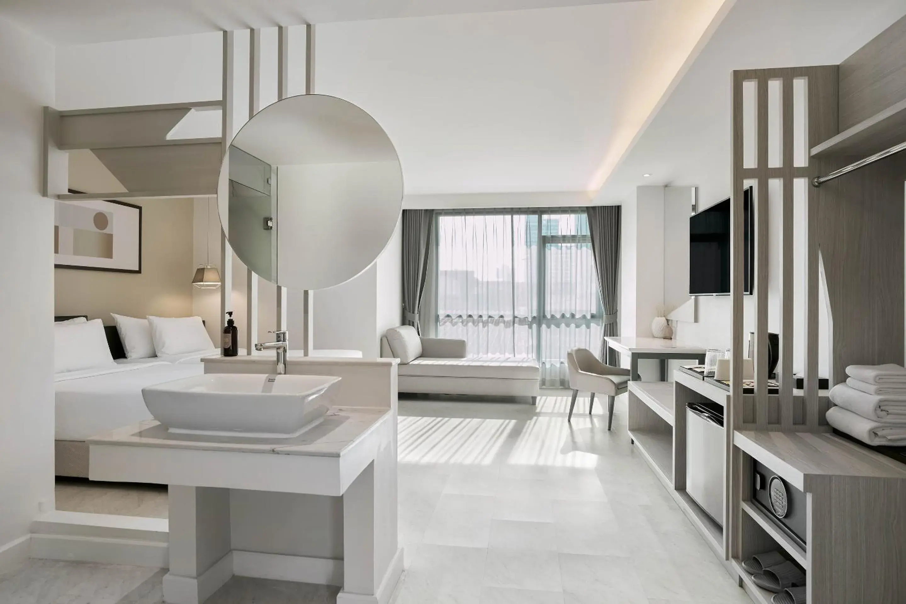 Photo of the whole room in Livable Hotel Bangkok Photo of the whole room in Livable Hotel Bangkok