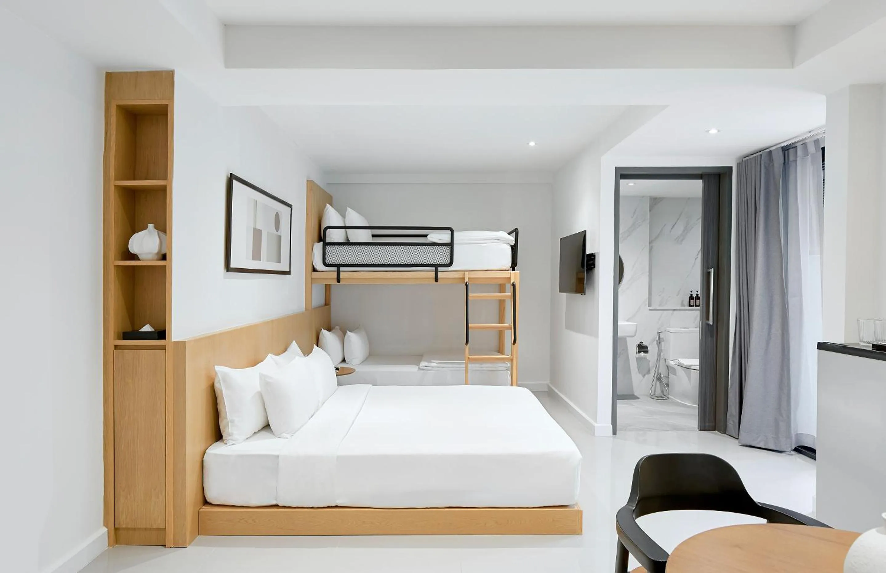 Photo of the whole room, Bed in Livable Hotel Bangkok