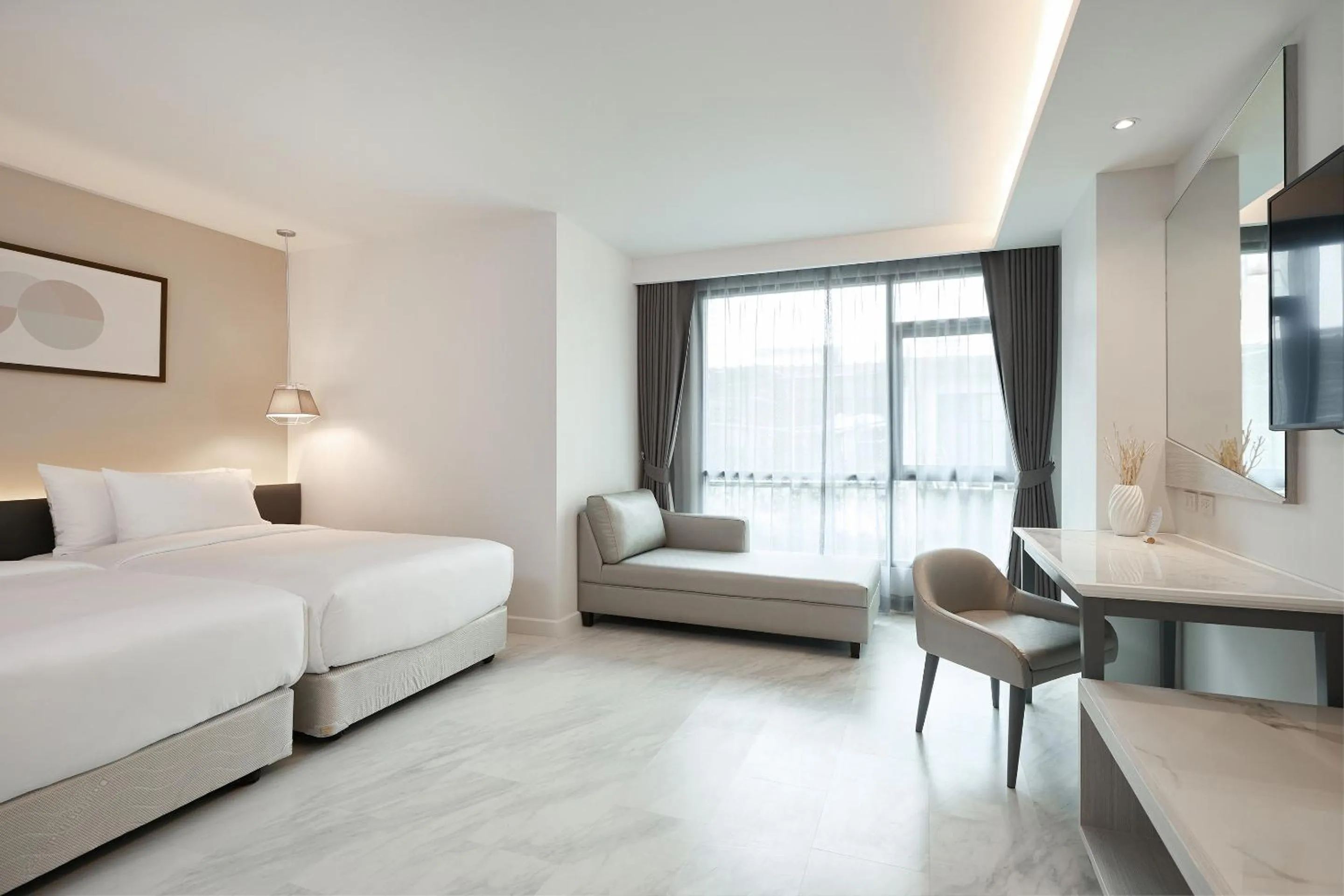 Bedroom, Bed in Livable Hotel Bangkok