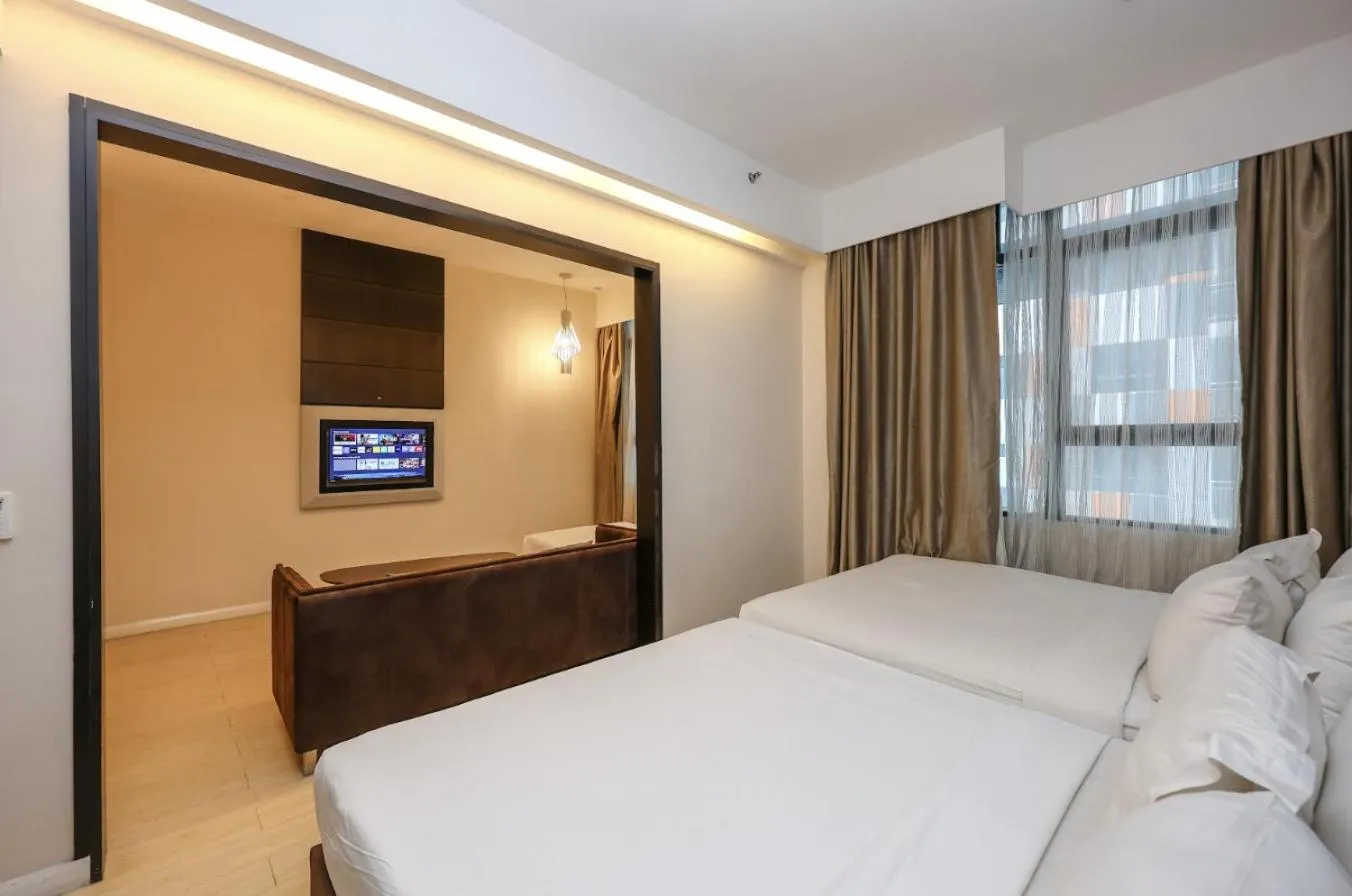 Bed in Greystone Centrestage PJ