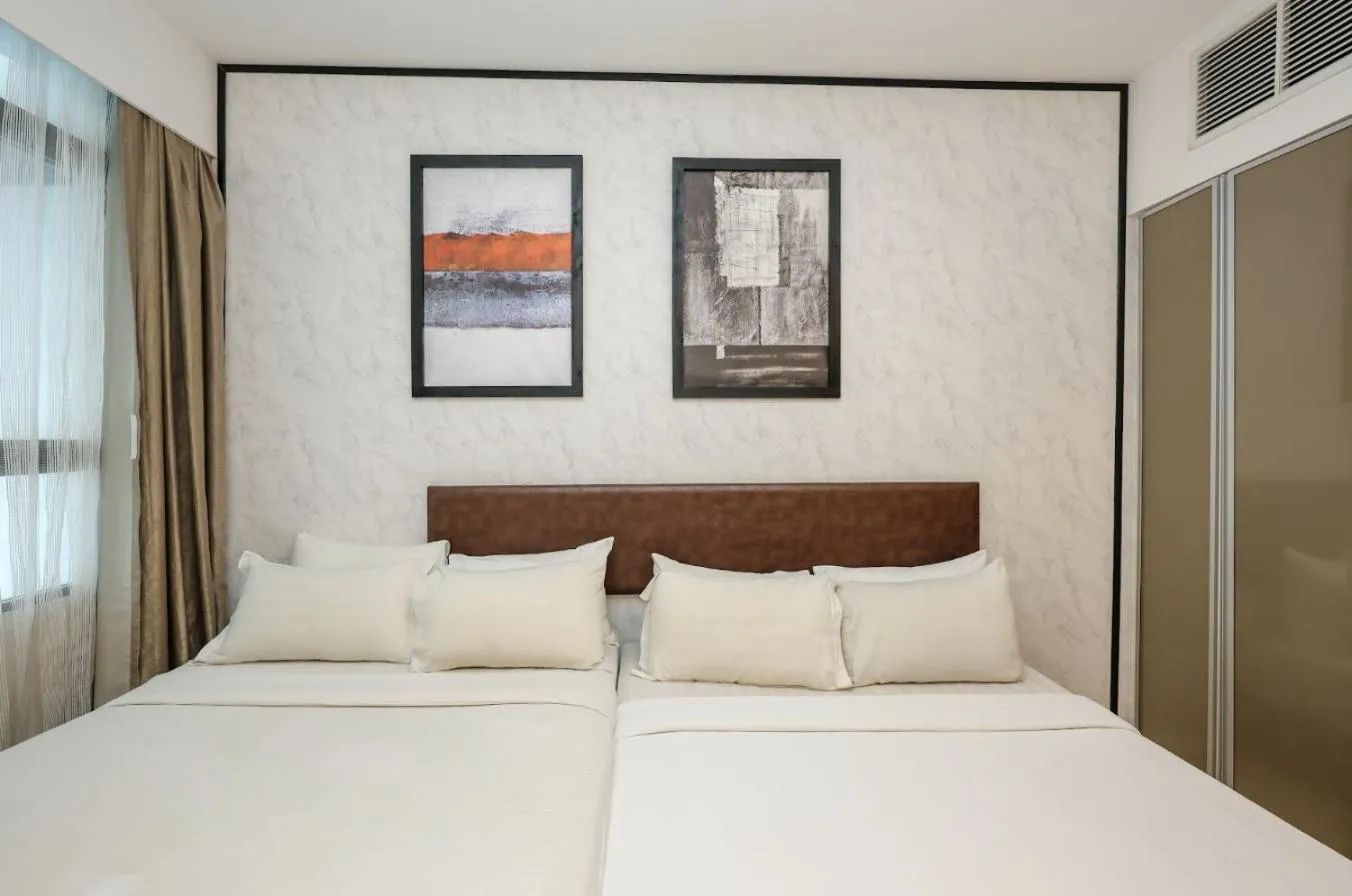 Bed in Greystone Centrestage PJ