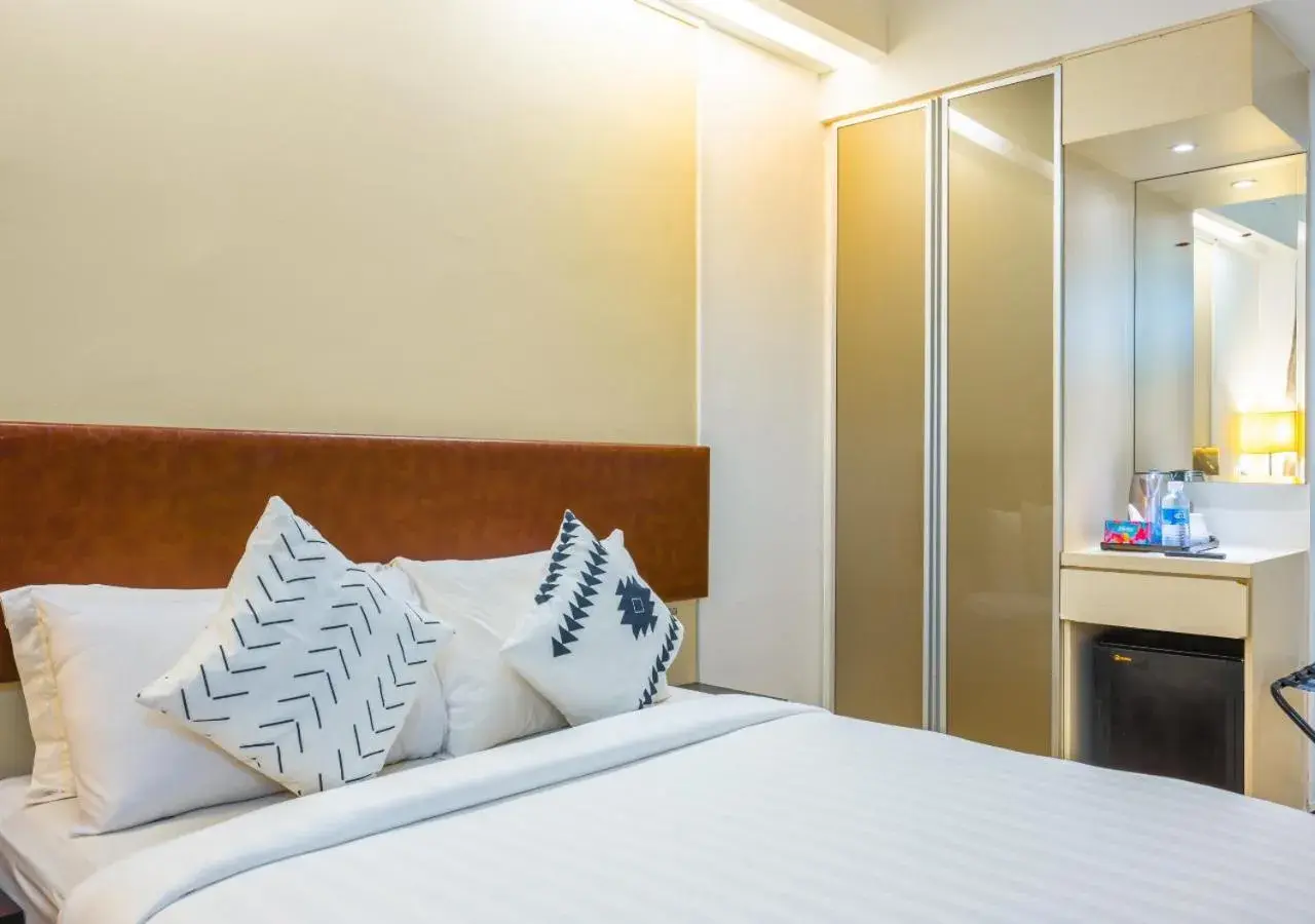 Bed in Greystone Centrestage PJ Bed in Greystone Centrestage PJ