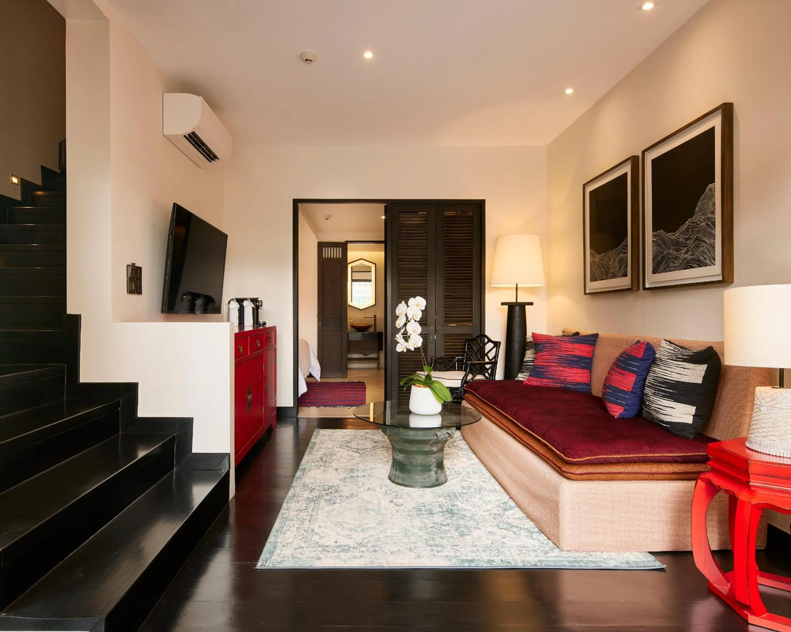 TV and multimedia in Aleenta Retreat Chiang Mai - The Leading Hotels of the World