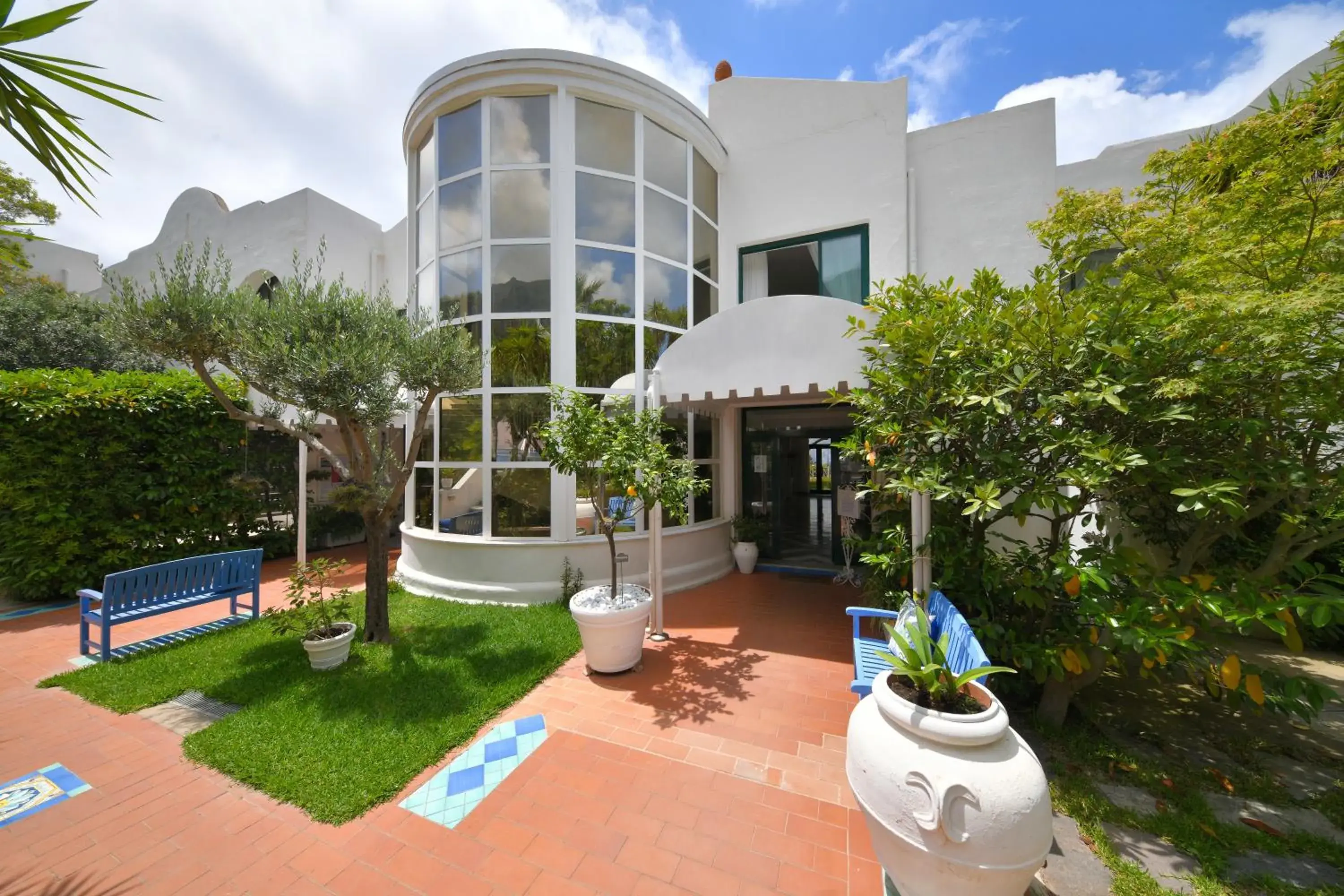 Property building in Paradiso Terme Resort & SPA con 5 piscine termali Property building in Paradiso Terme Resort & SPA con 5 piscine termali