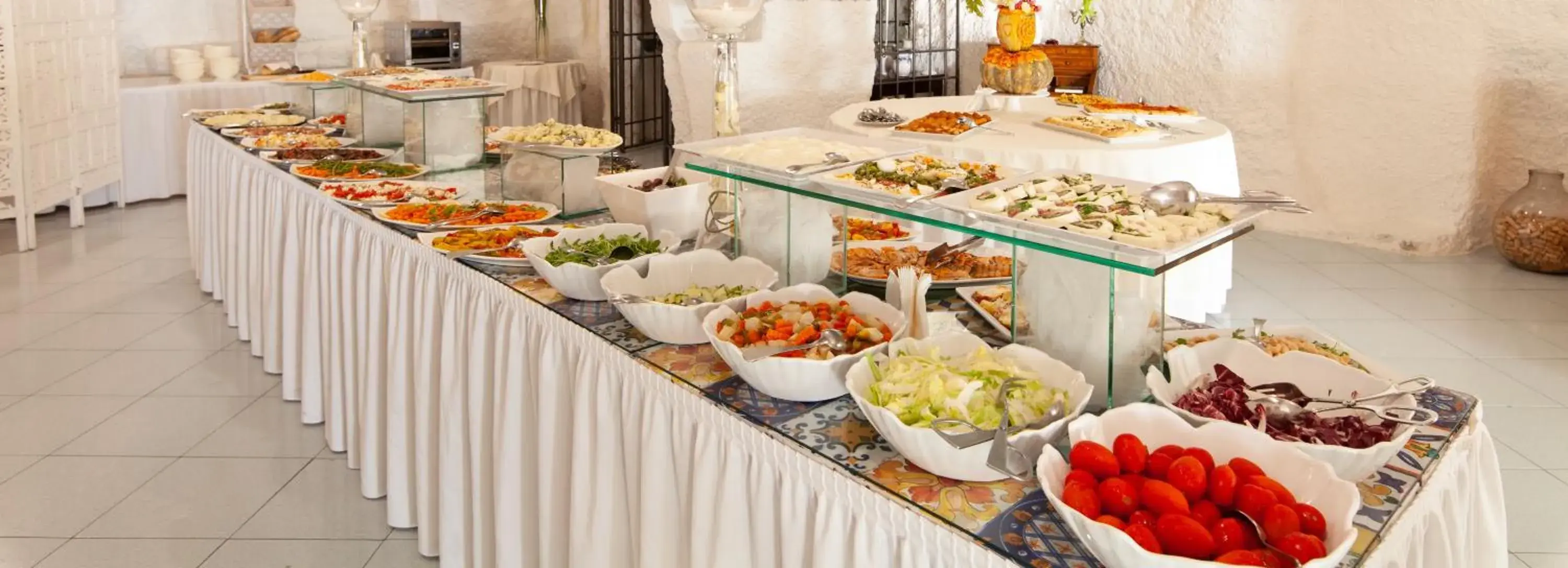 Restaurant/places to eat in Paradiso Terme Resort & SPA con 5 piscine termali Restaurant/places to eat in Paradiso Terme Resort & SPA con 5 piscine termali