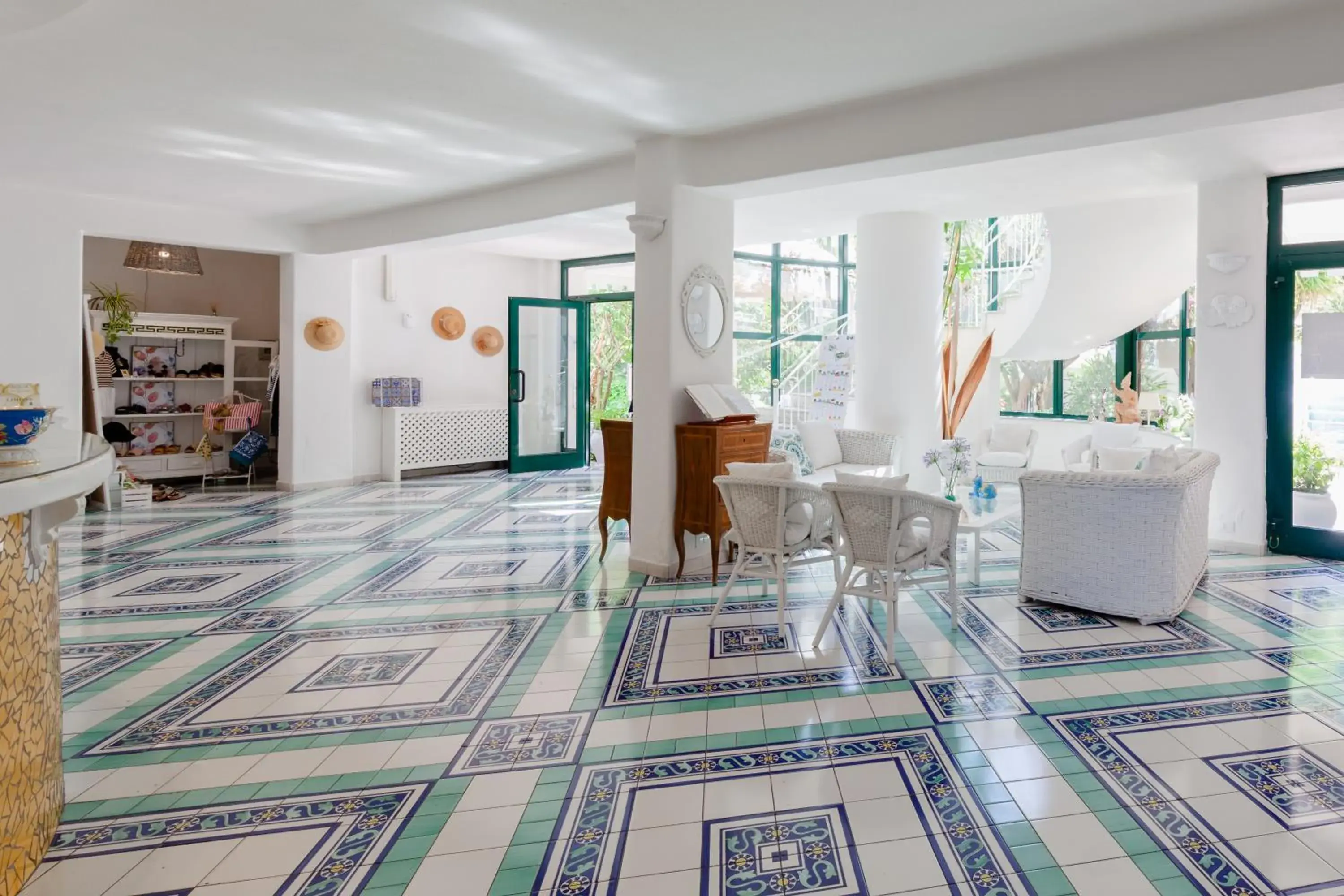 Lobby or reception in Paradiso Terme Resort & SPA con 5 piscine termali Lobby or reception in Paradiso Terme Resort & SPA con 5 piscine termali