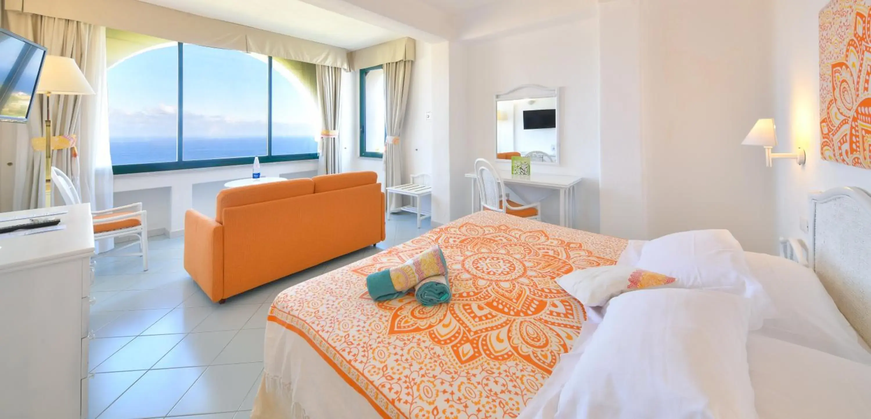 View (from property/room), Bed in Paradiso Terme Resort & SPA con 5 piscine termali View (from property/room), Bed in Paradiso Terme Resort & SPA con 5 piscine termali