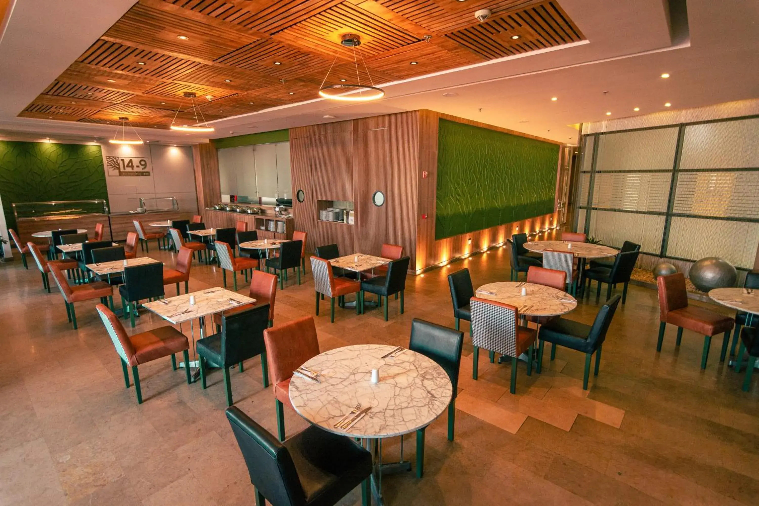 Restaurant/places to eat in Hotel Mocawa Plaza Armenia Restaurant/places to eat in Hotel Mocawa Plaza Armenia