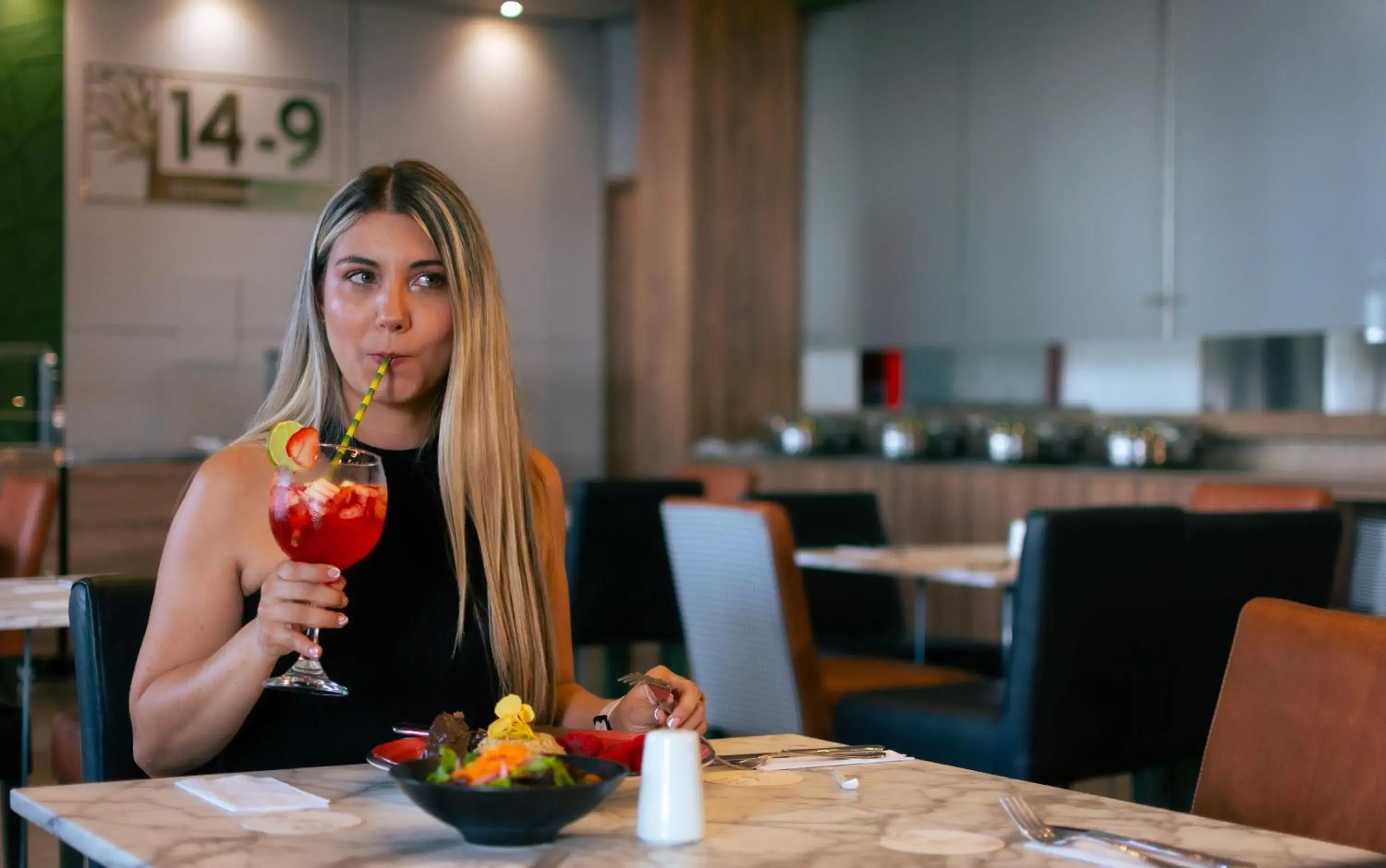 Restaurant/places to eat in Hotel Mocawa Plaza Armenia Restaurant/places to eat in Hotel Mocawa Plaza Armenia