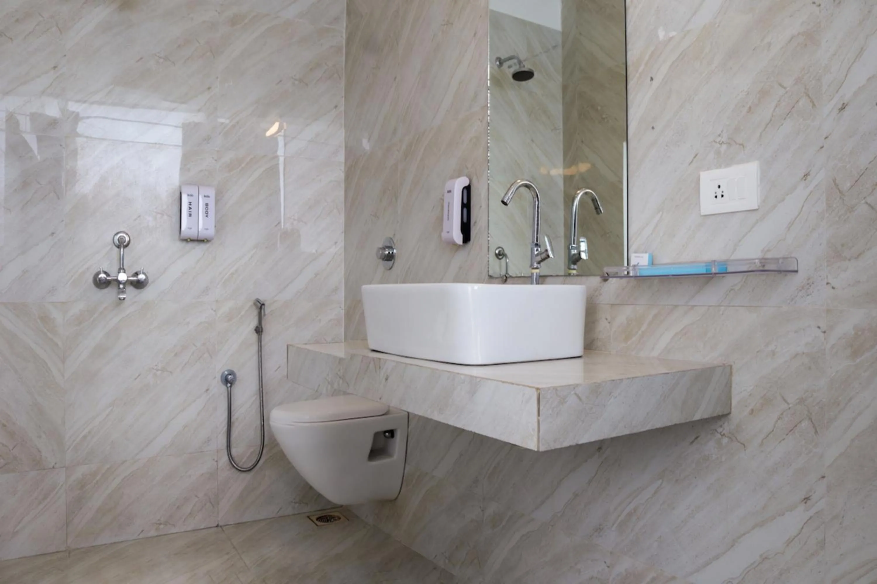 Bathroom in Sandbanks Beach Resort