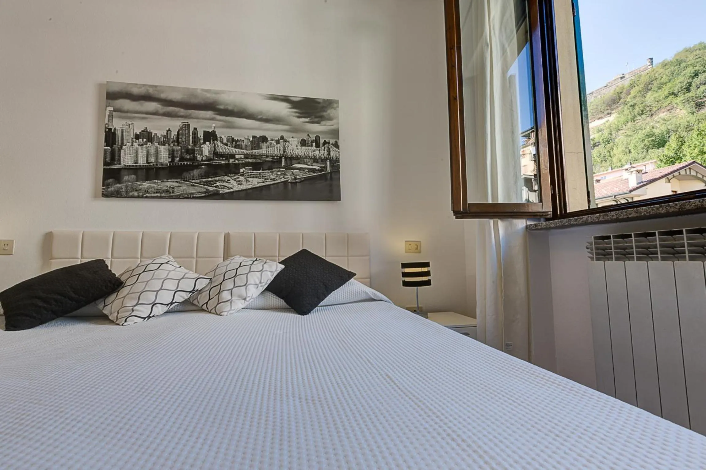 Bedroom, Bed in Albergo Al Castello