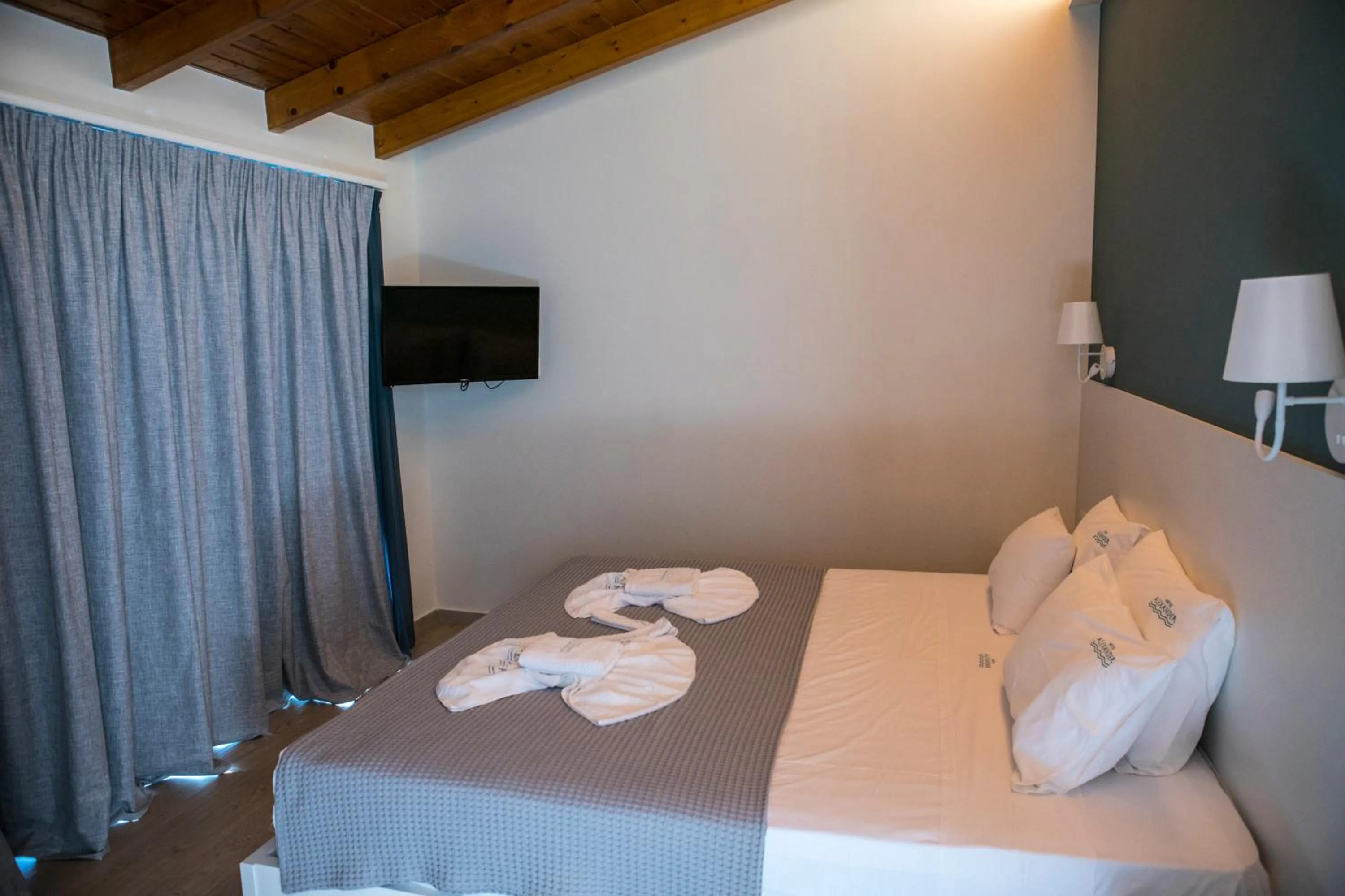 Bed in HOTEL ALEXANDER