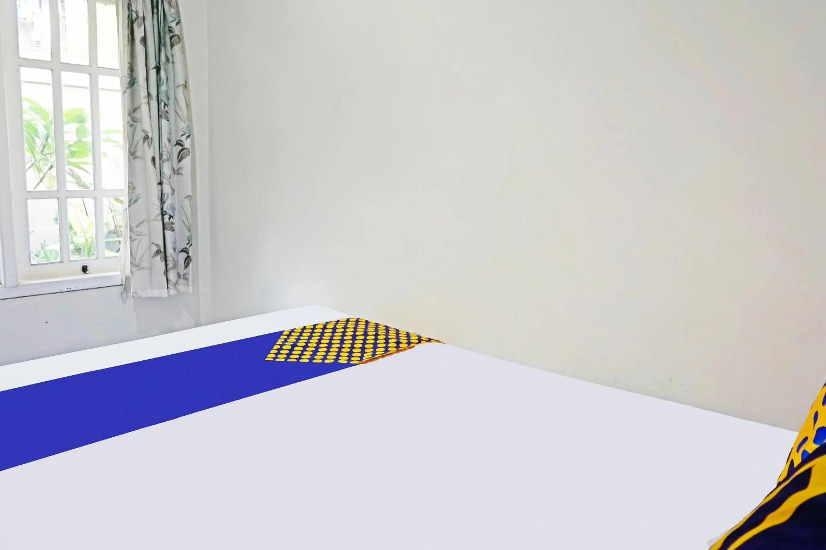 Bedroom, Bed in OYO LIFE 91551 Gwen Syariah Homestay