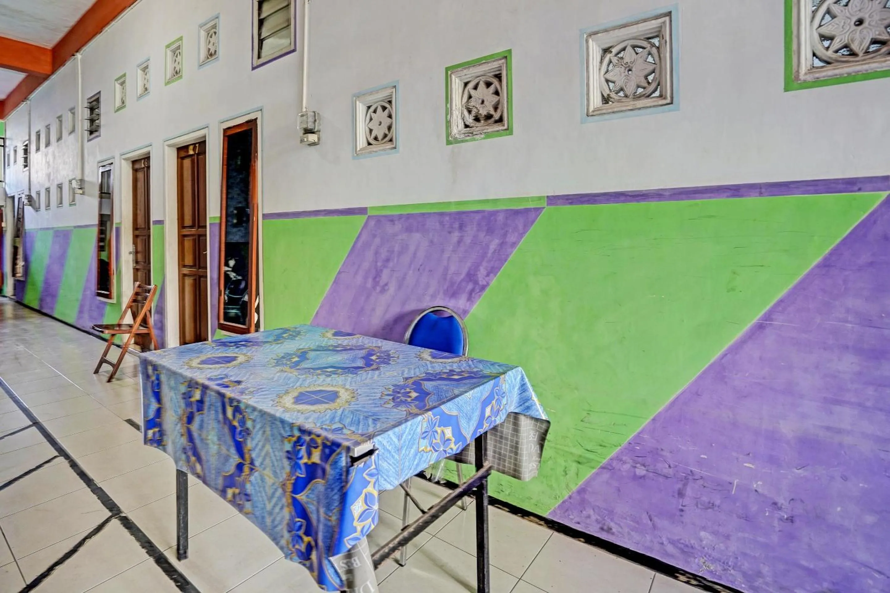 Lobby or reception in Hotel O Kost Esklusif Barokah