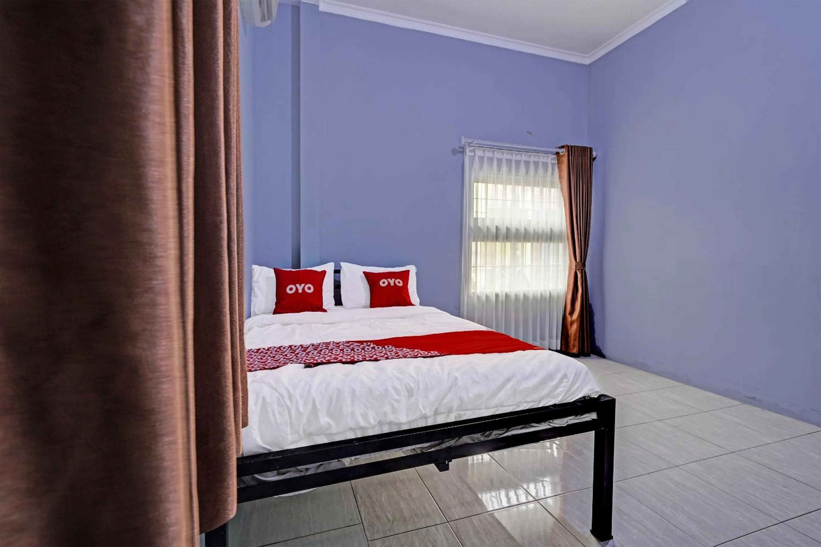 Bedroom, Bed in OYO Life 91592 Aaliya Guest House Syariah