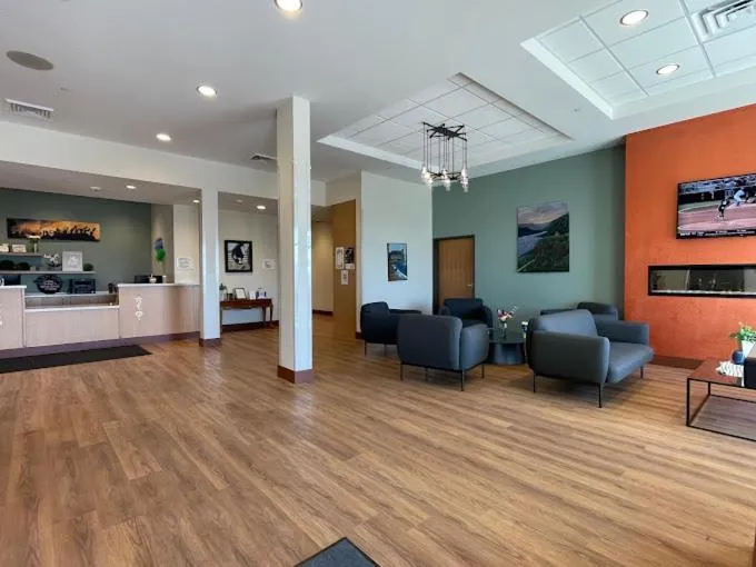 Seating area in Radisson Hotel Pendleton Airport
