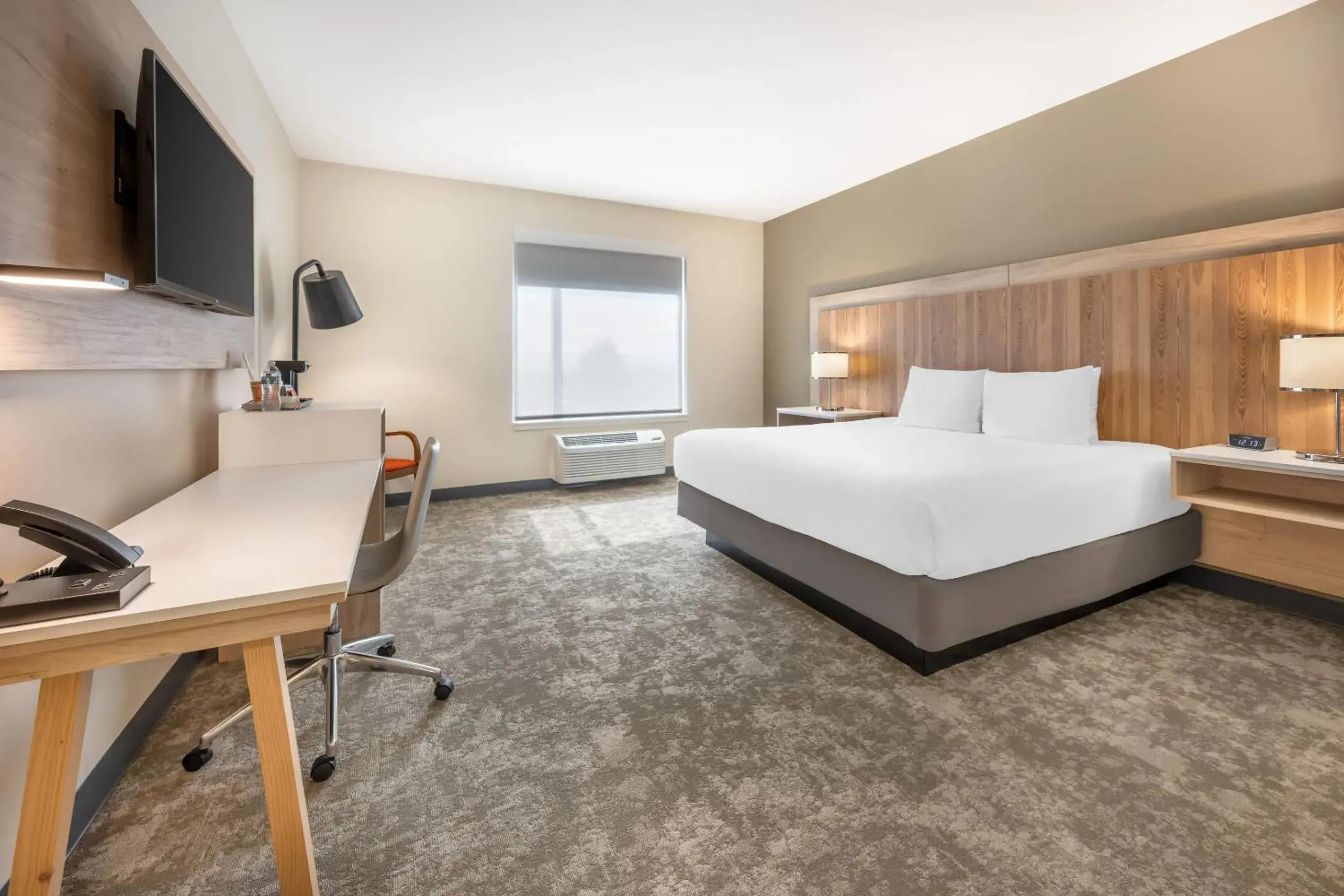 Bedroom, Bed in Radisson Hotel Pendleton Airport Bedroom, Bed in Radisson Hotel Pendleton Airport