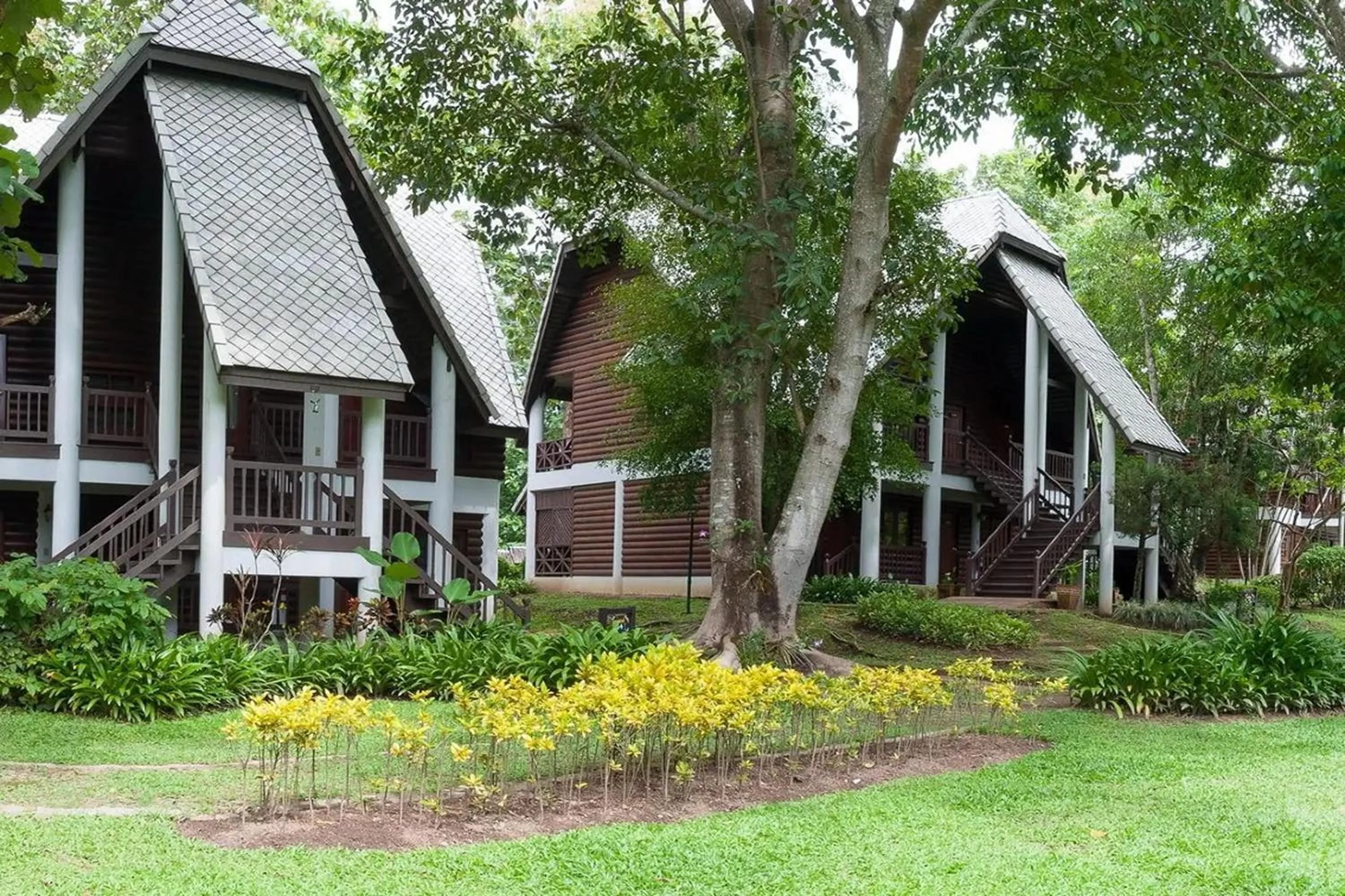 Property building in Royal Ping Garden and Resort