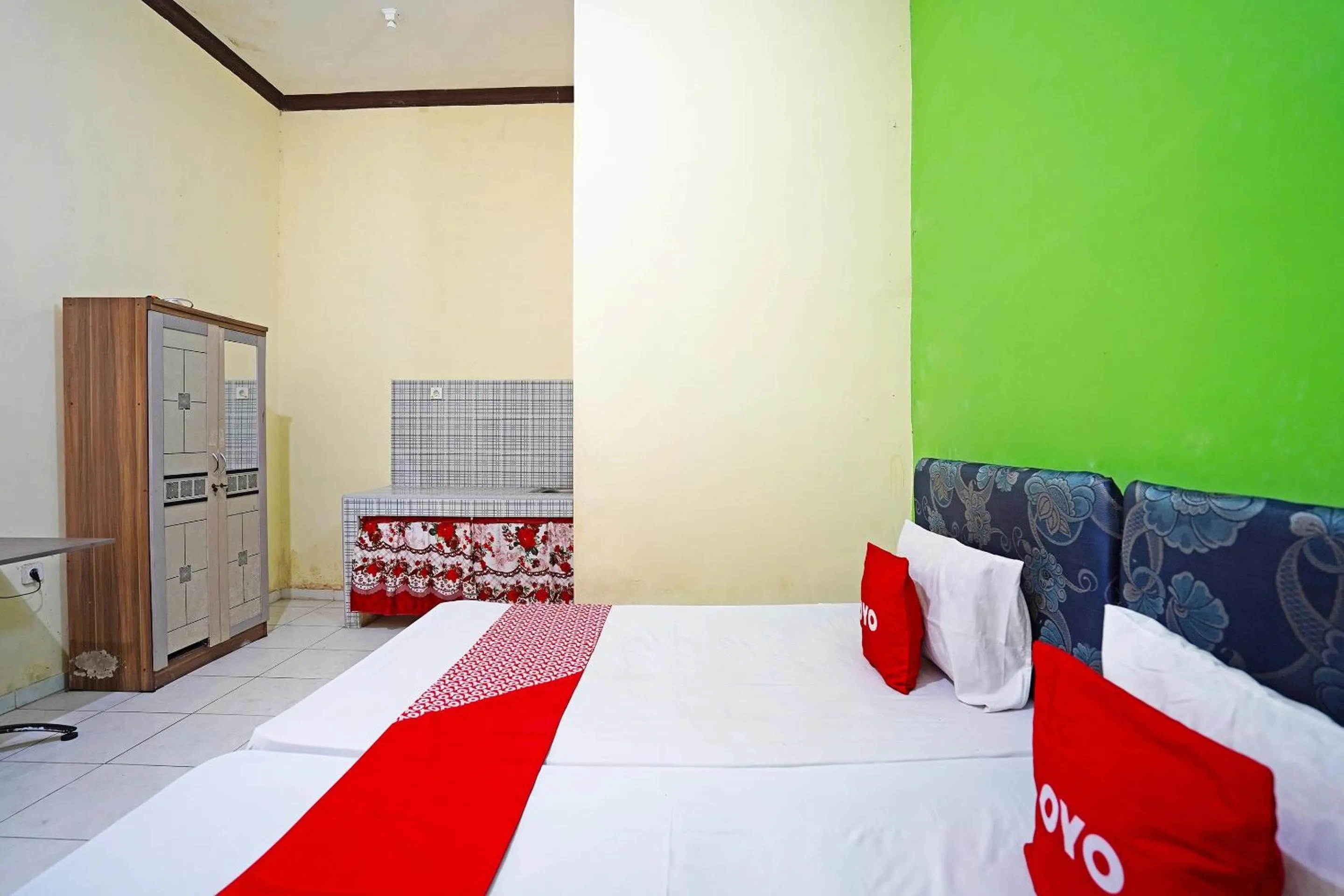Bedroom in OYO 91583 D’cost Green Syariah