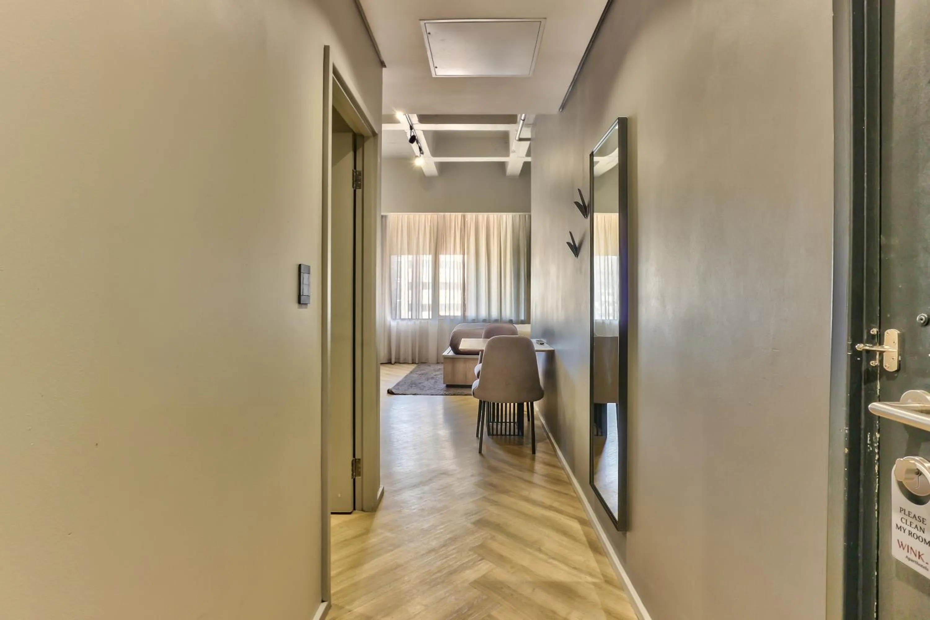 Dining area in WINK Aparthotel One Thibault