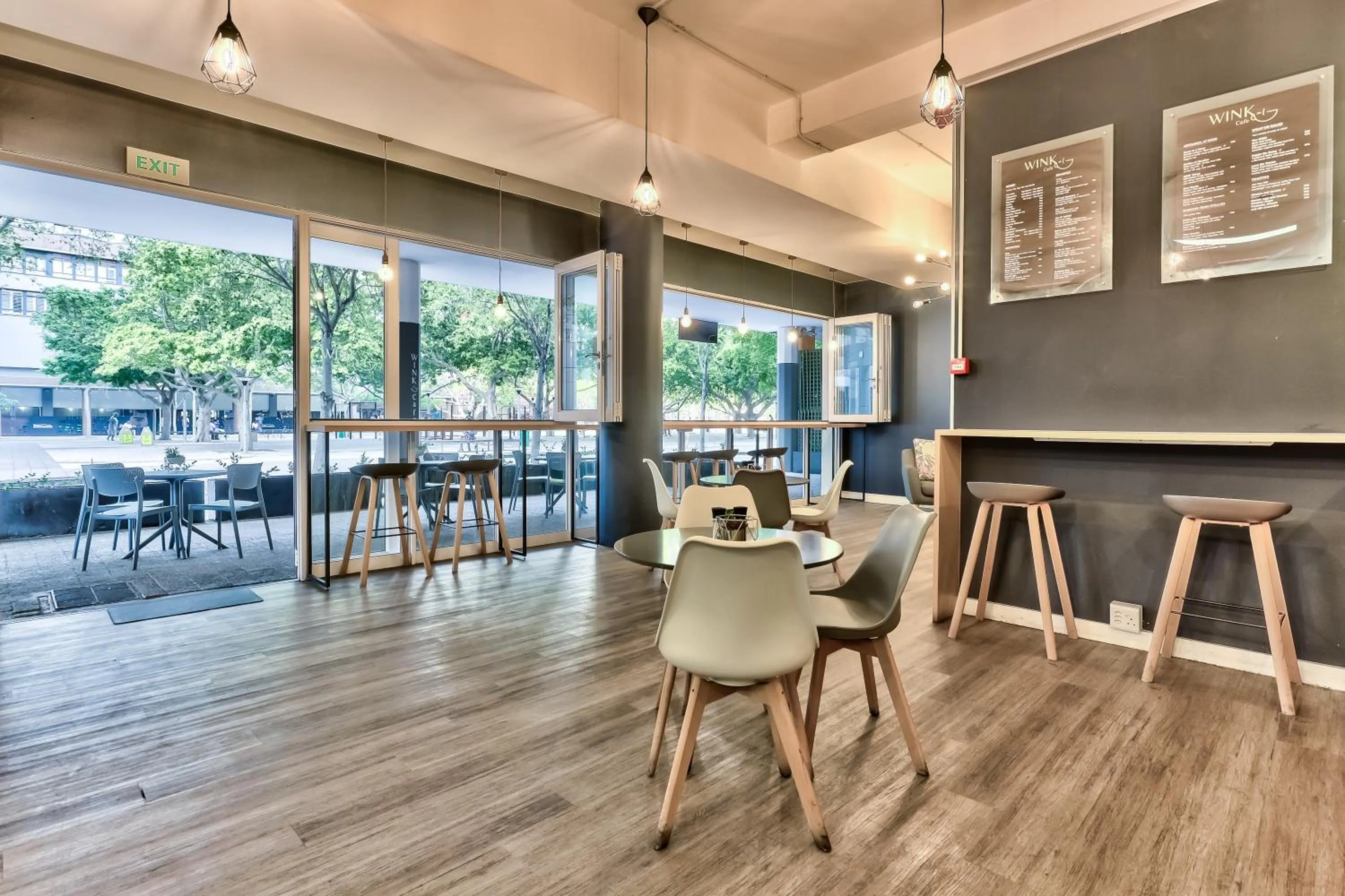 Restaurant/places to eat in WINK Aparthotel One Thibault