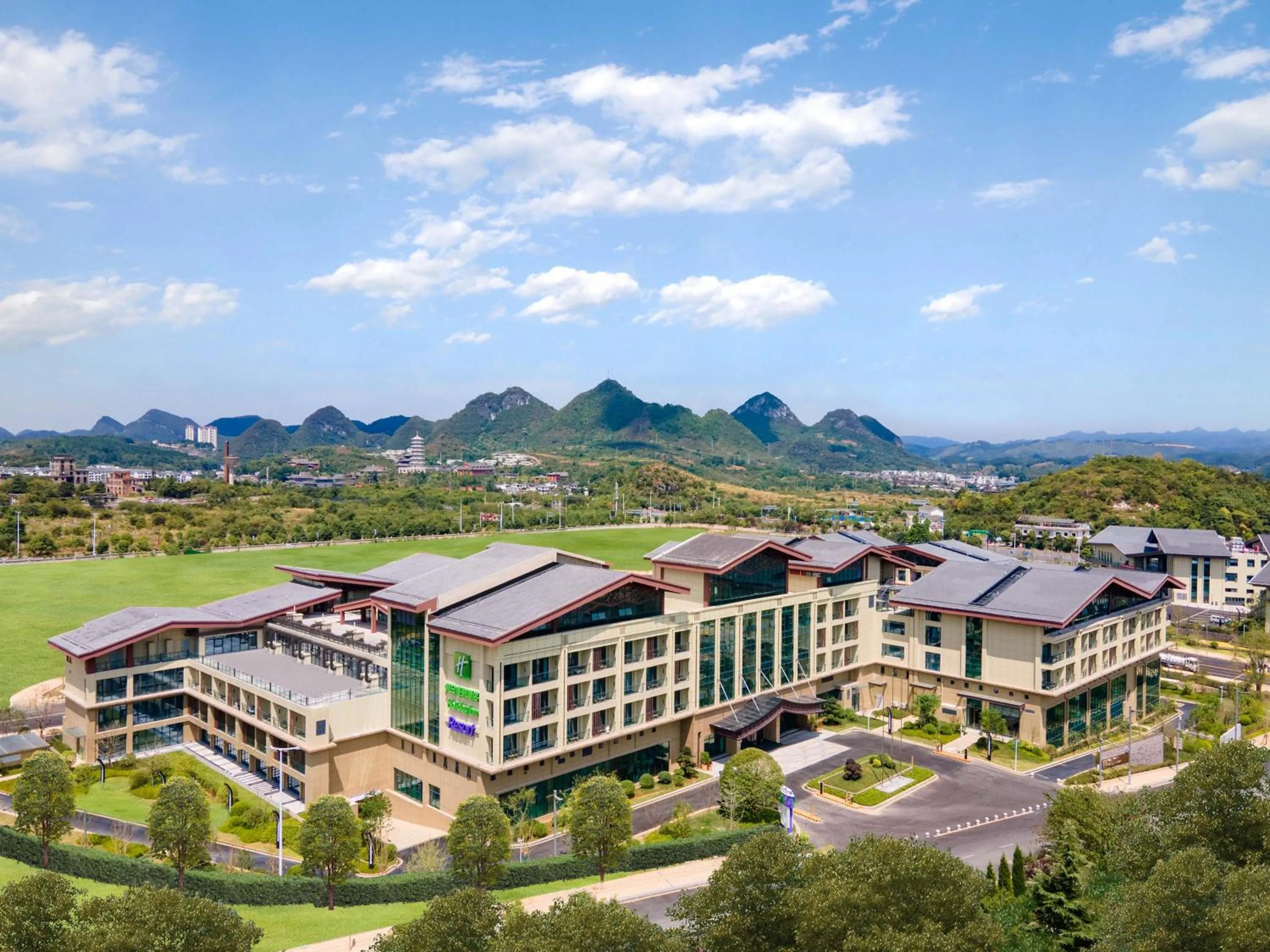 Property building in Holiday Inn Resort Guiyang Qingyan by IHG