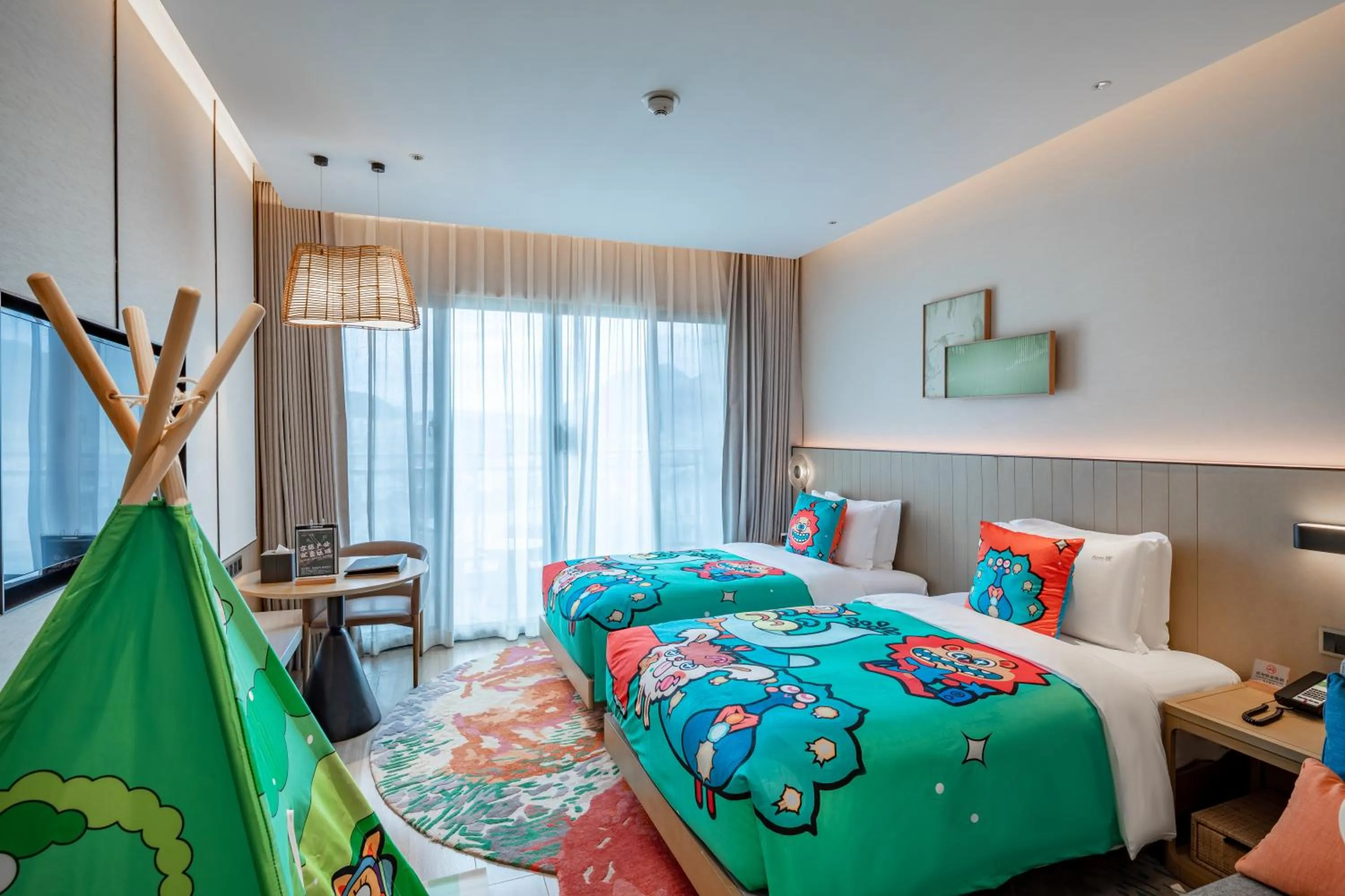 Bed in Holiday Inn Resort Guiyang Qingyan by IHG