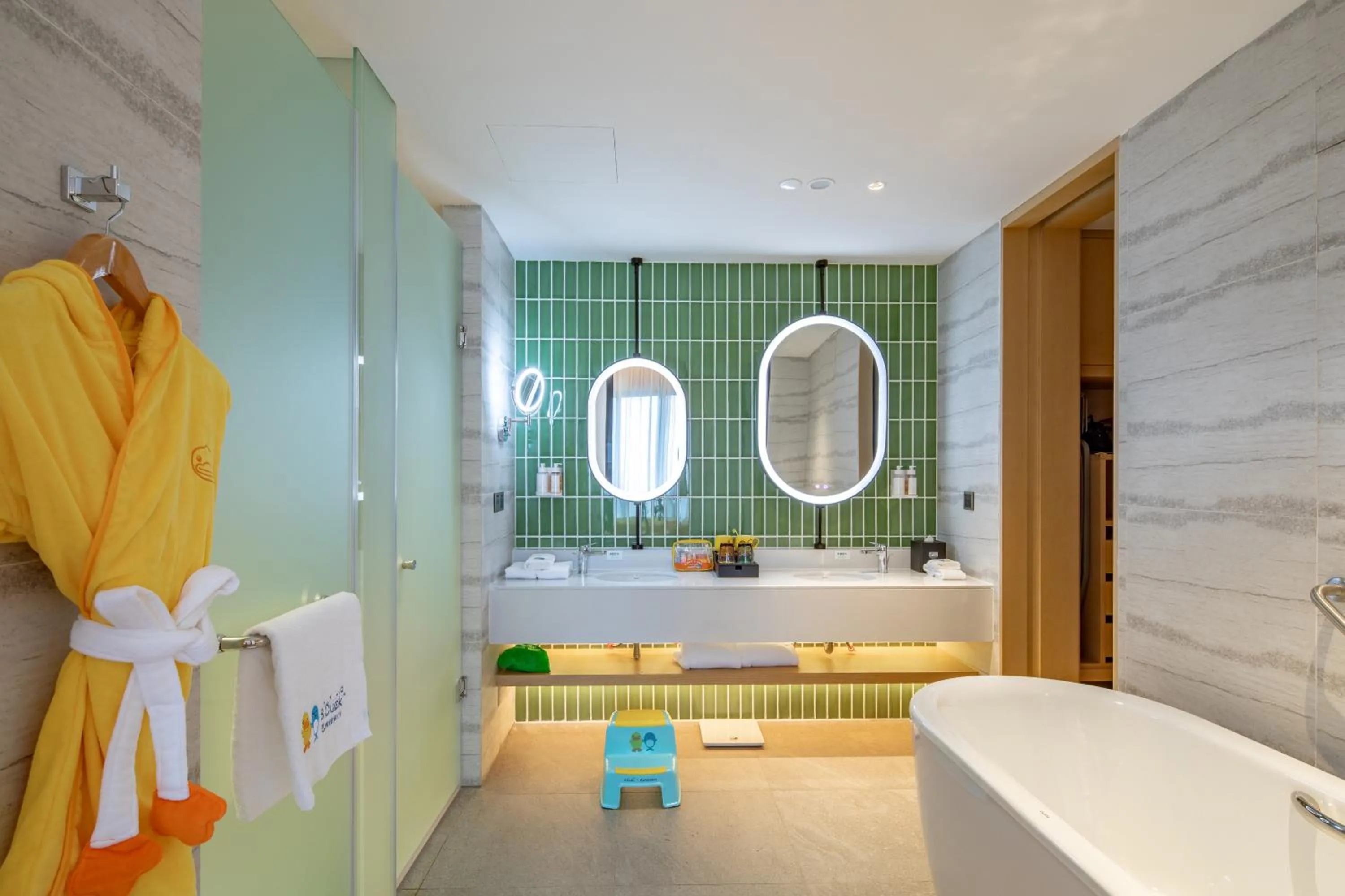 Bathroom in Holiday Inn Resort Guiyang Qingyan by IHG