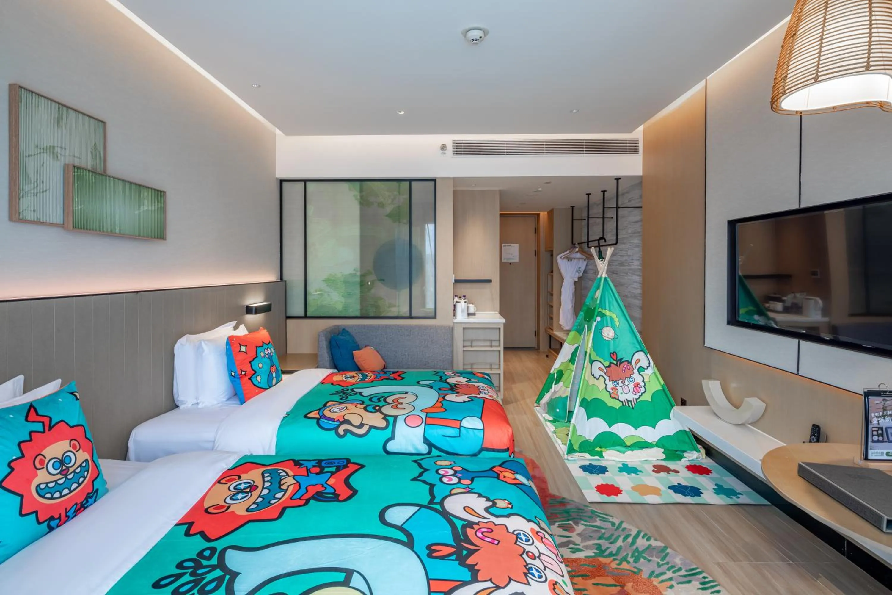 Bed in Holiday Inn Resort Guiyang Qingyan by IHG