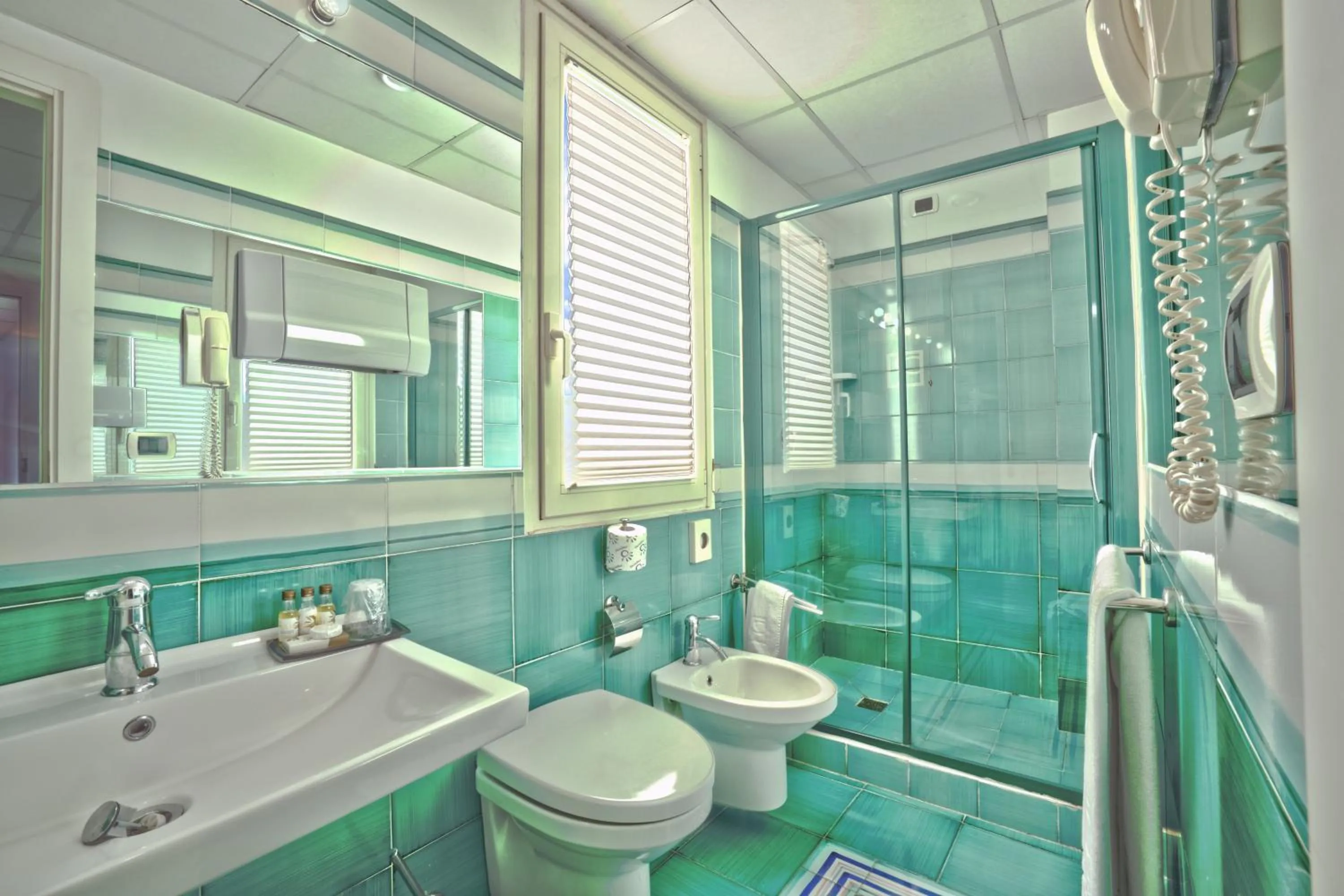 Shower in Hotel Santa Caterina