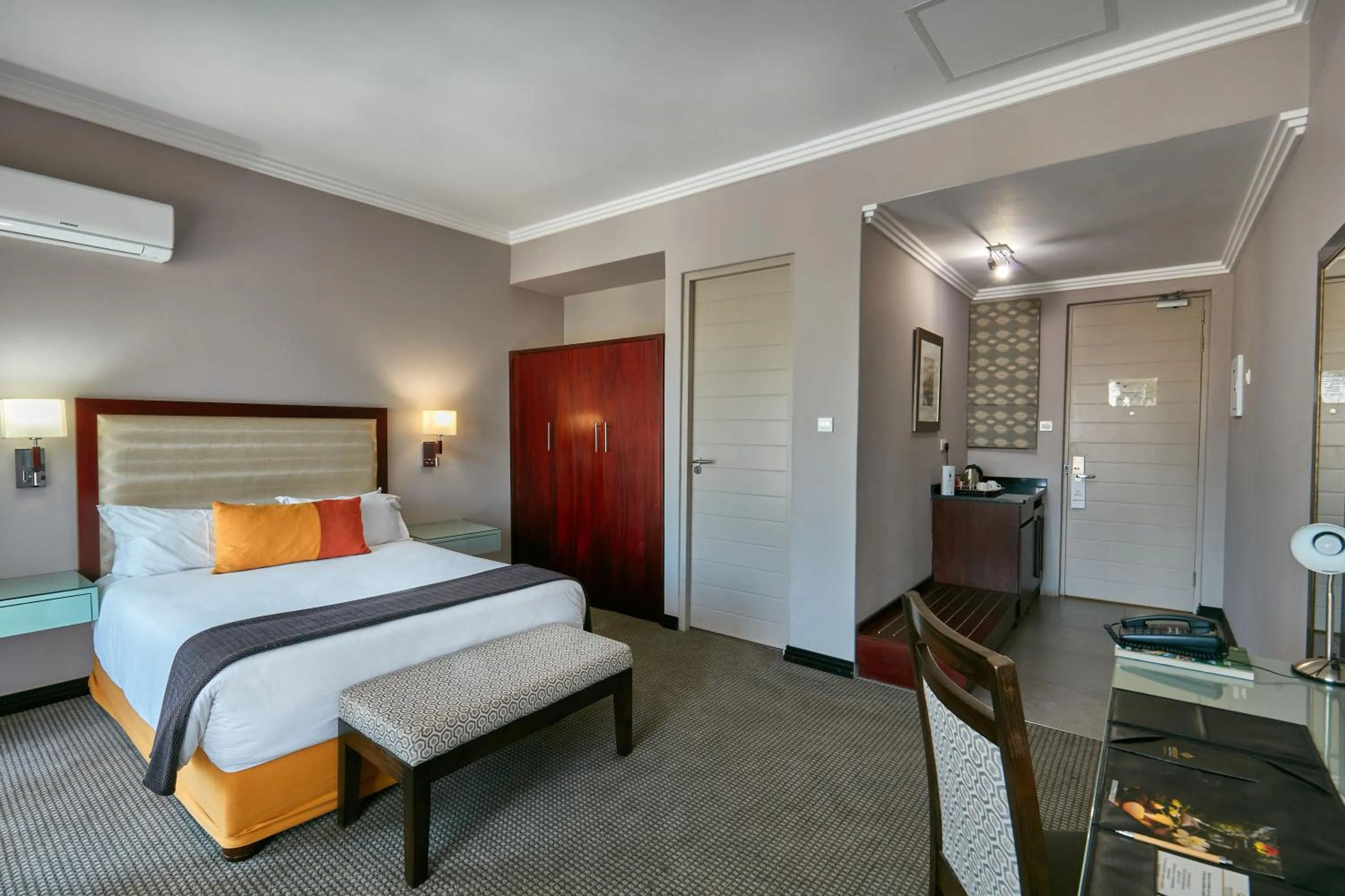 Bed in Regent Select Hotel