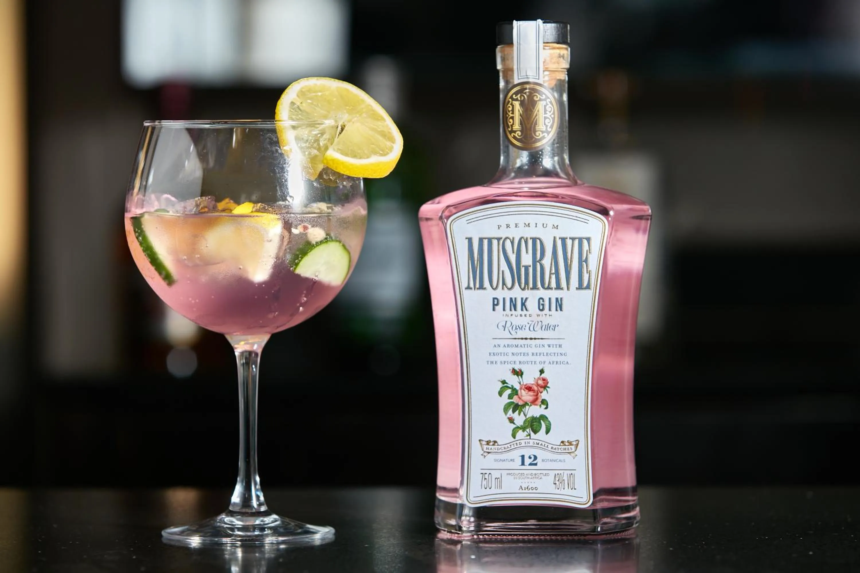 Lounge or bar in Regent Select Hotel