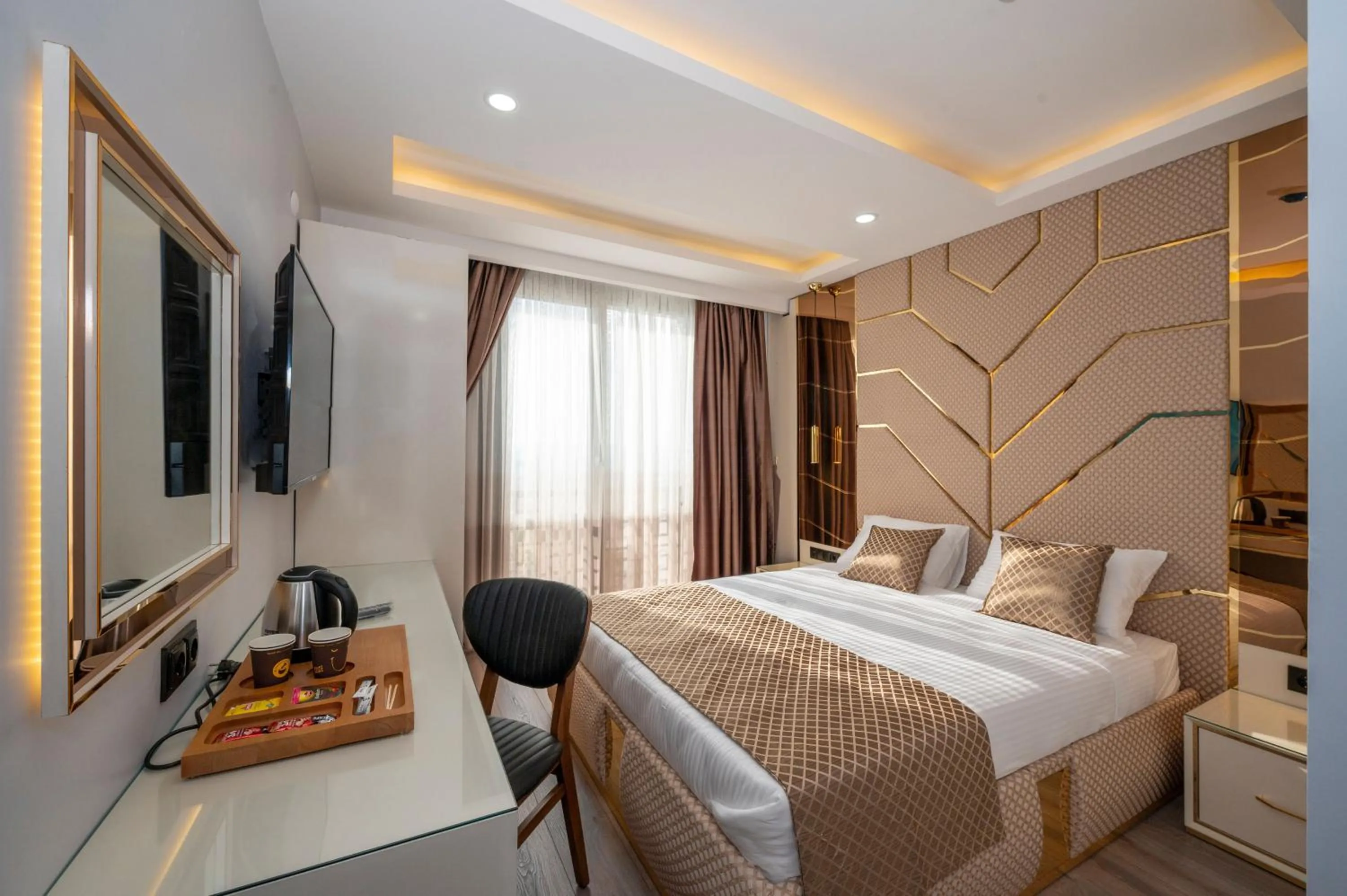 Photo of the whole room, Bed in Luxury Airport Hotel By Zazzoni-İstanbul Airport