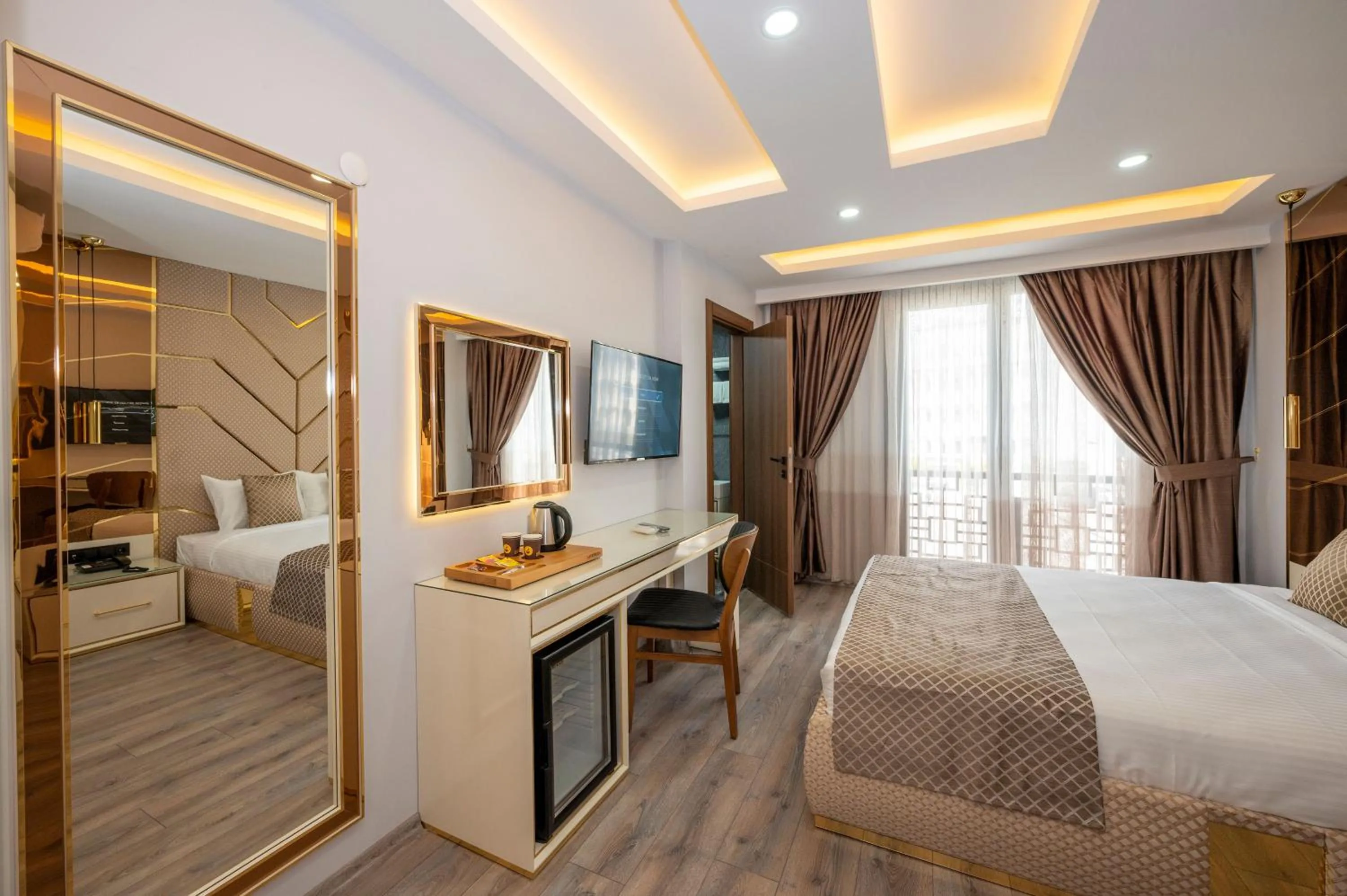 Photo of the whole room, Bed in Luxury Airport Hotel By Zazzoni-İstanbul Airport