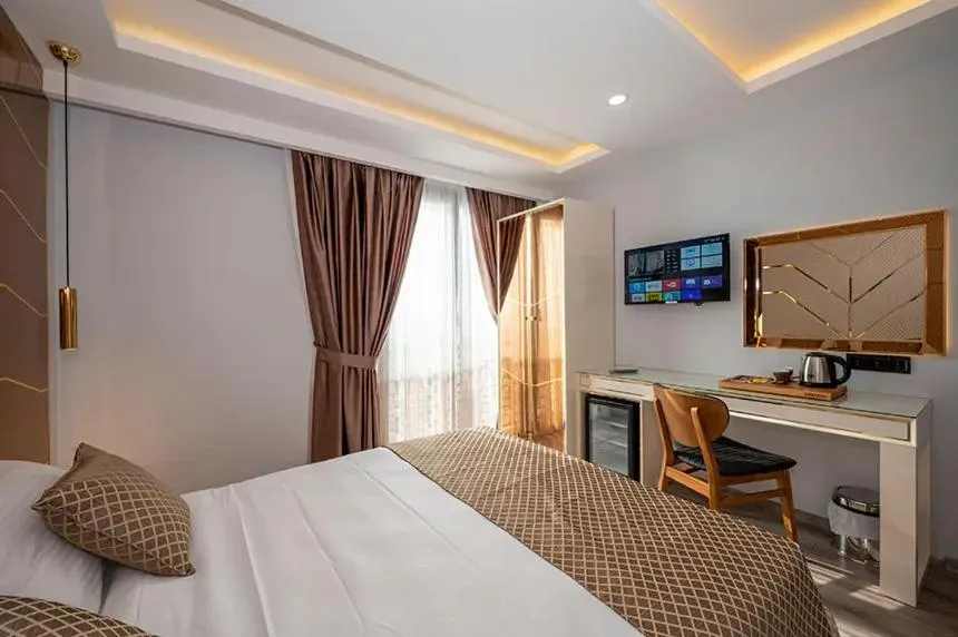 Photo of the whole room, Bed in Luxury Airport Hotel By Zazzoni-İstanbul Airport