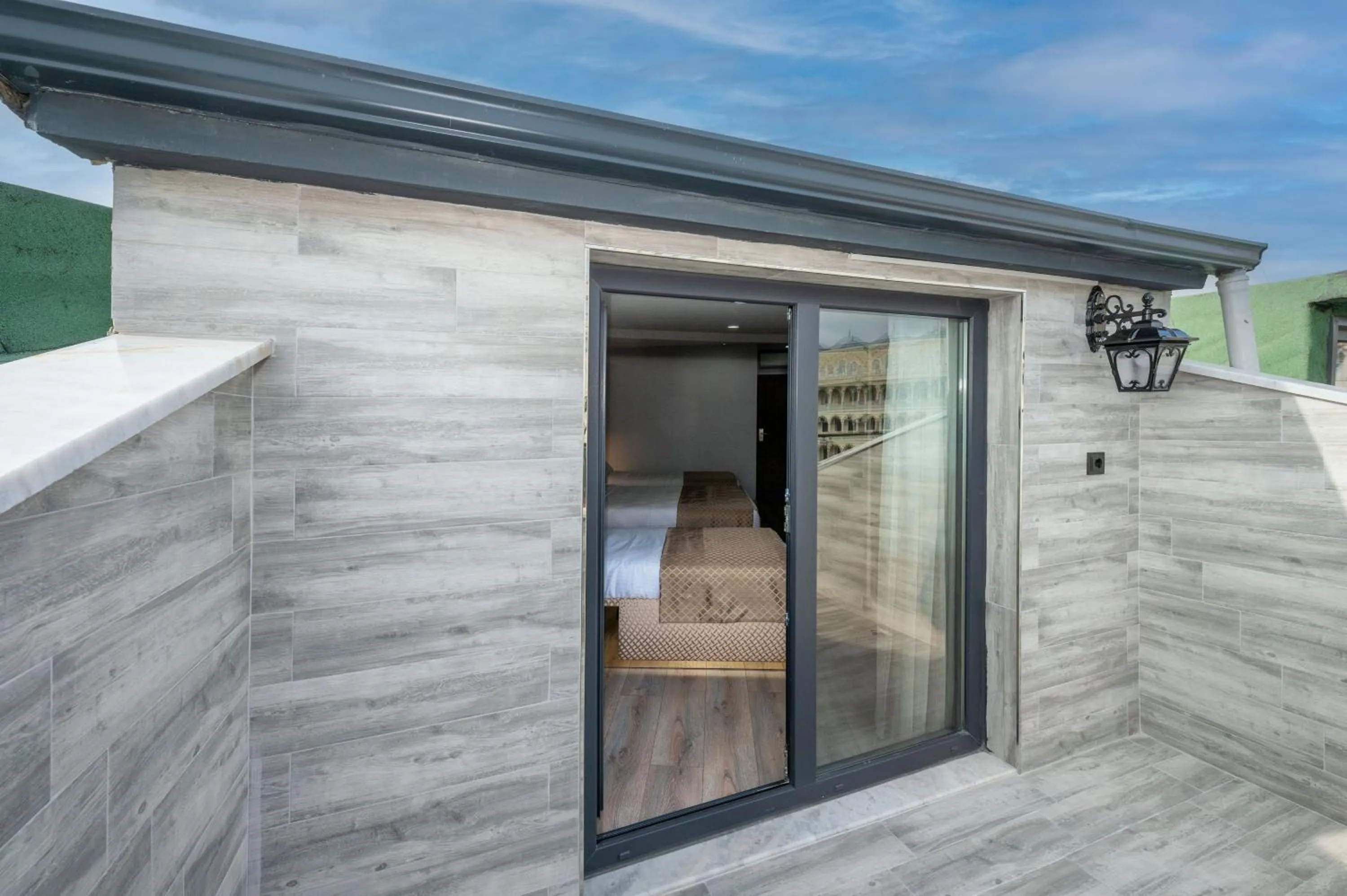 Balcony/Terrace in Luxury Airport Hotel By Zazzoni-İstanbul Airport