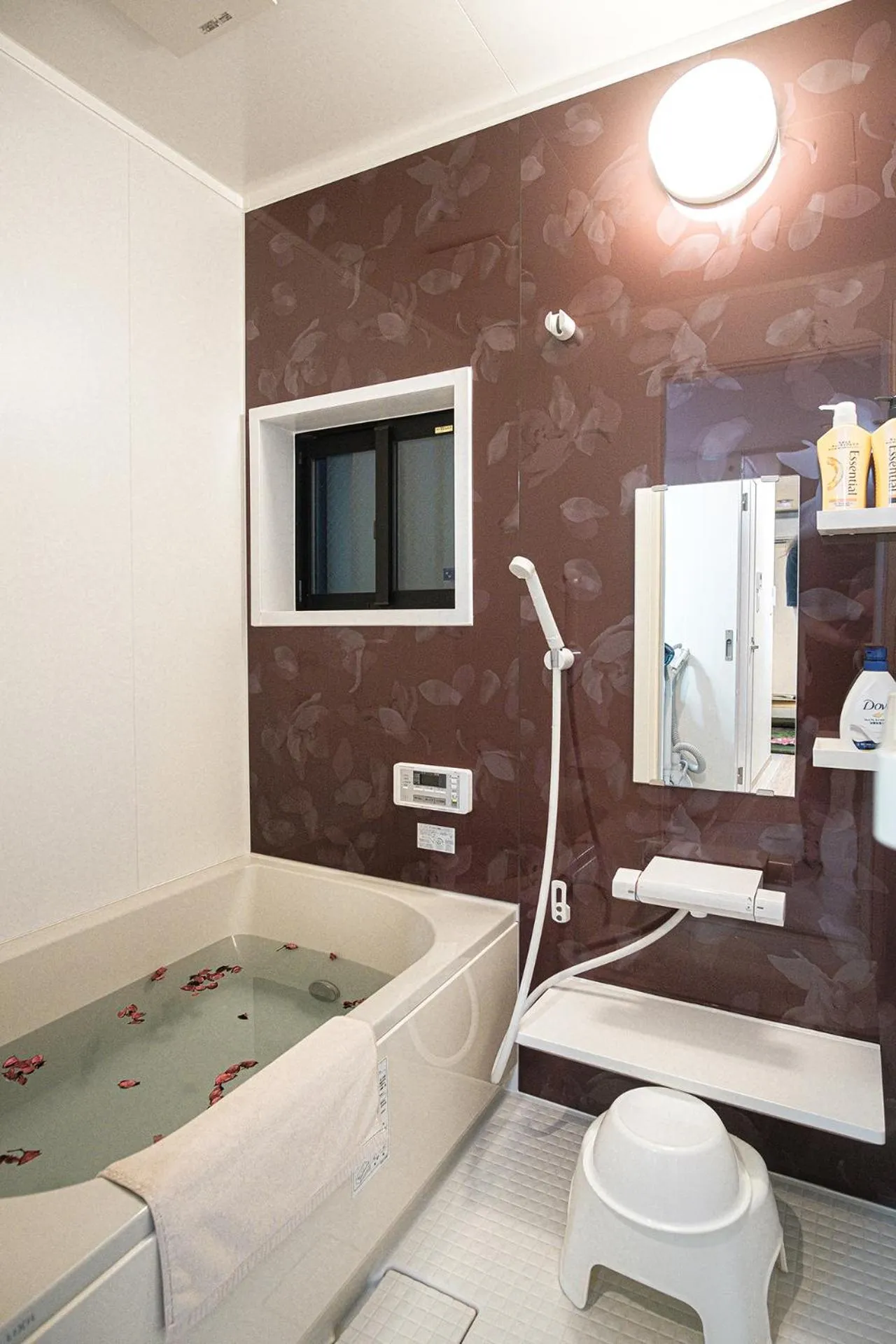 Bathroom in Bungetsu Shokaku Kaikan