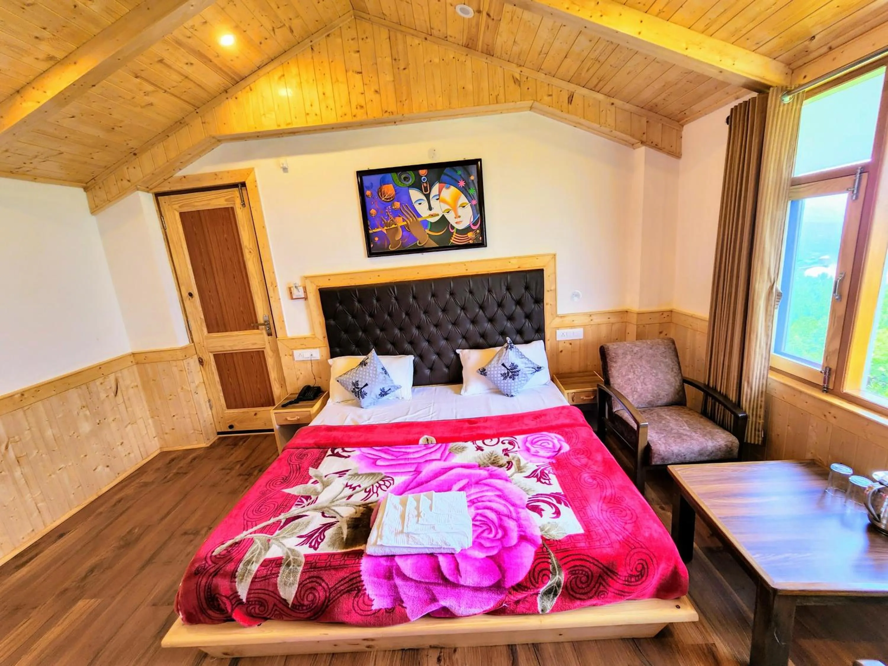 Bed in Luxury Planet Resort Manali