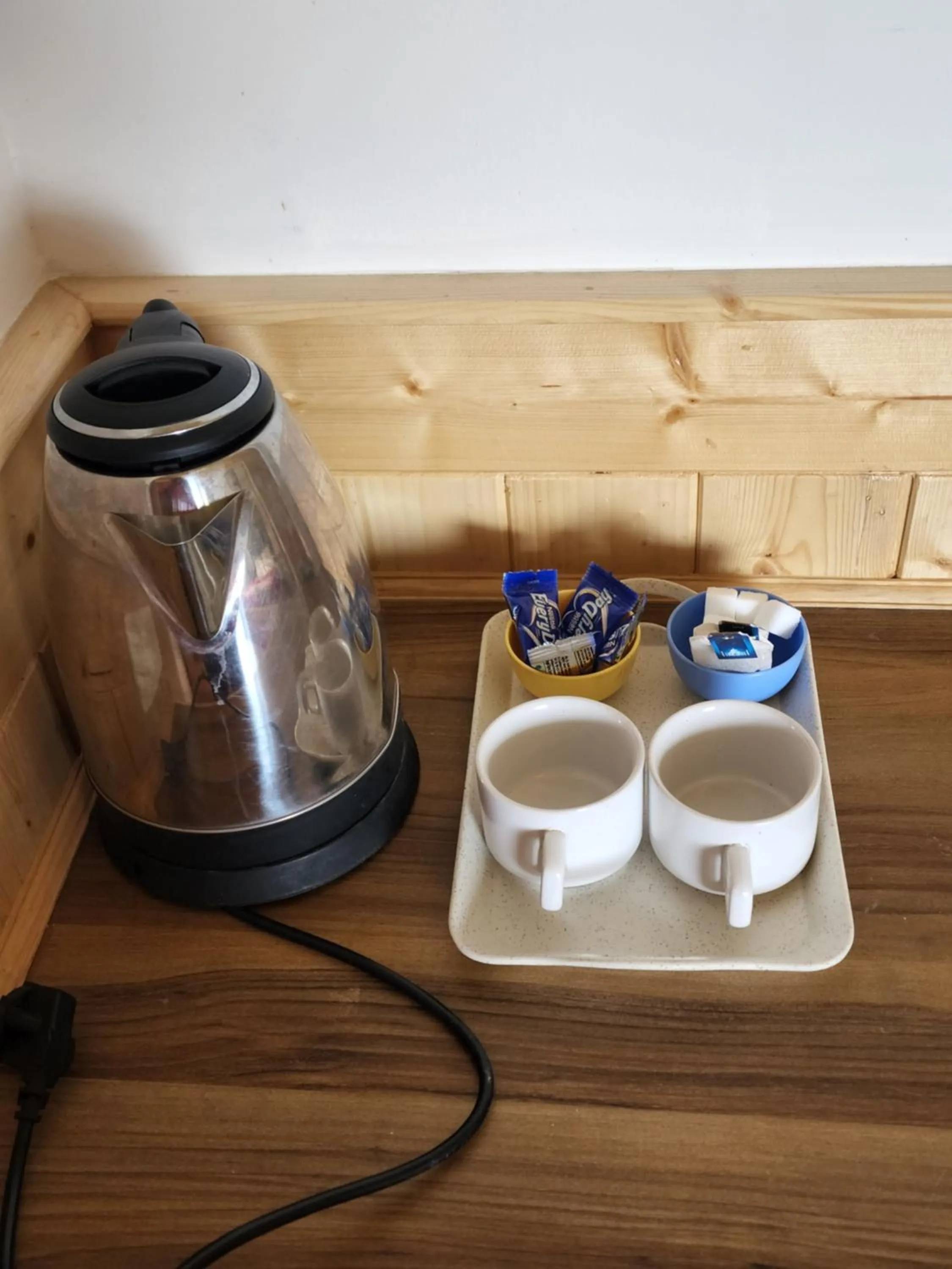 Coffee/tea facilities in Luxury Planet Resort Manali