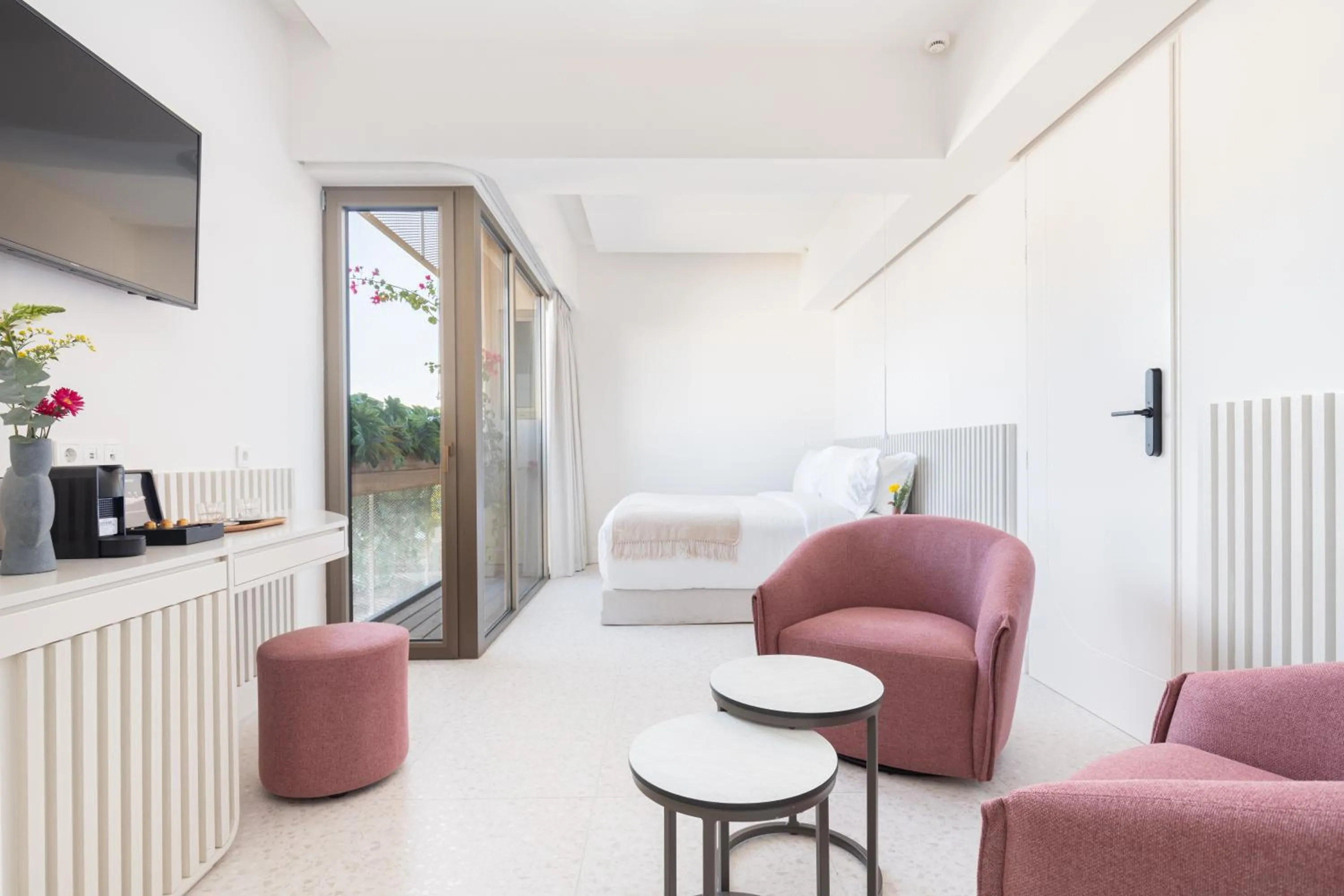 Seating area in Altar Suites