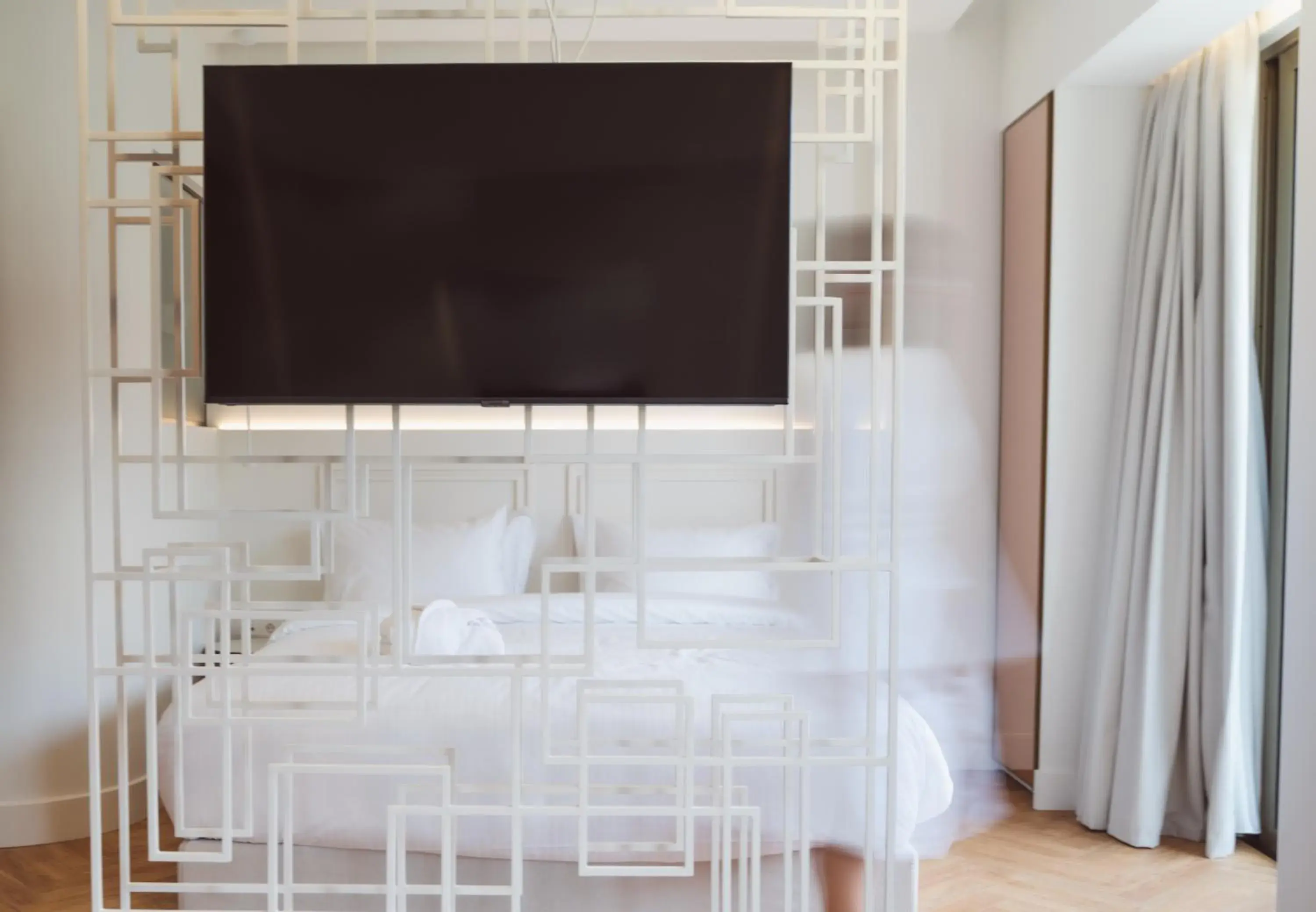 TV and multimedia, Bed in Altar Suites TV and multimedia, Bed in Altar Suites