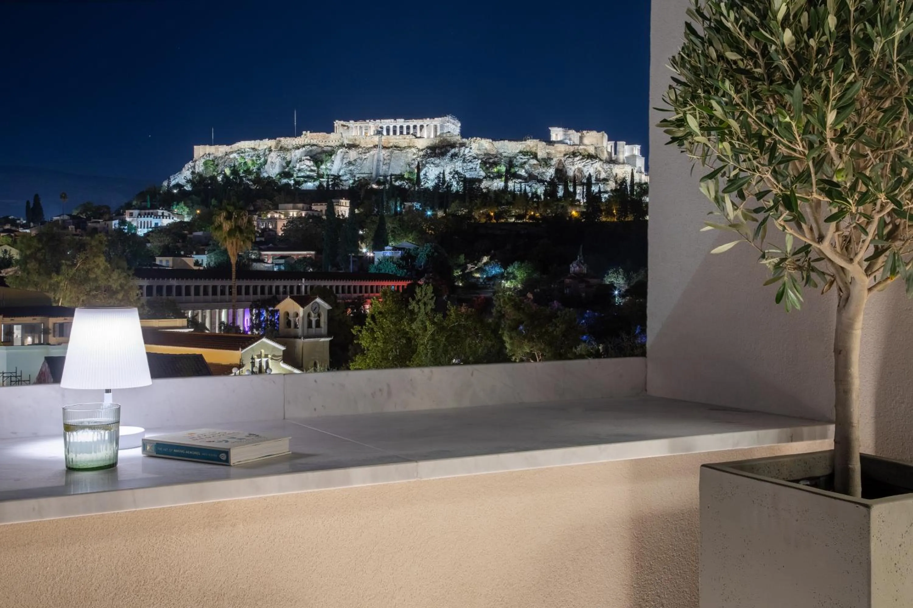 Night in Altar Suites