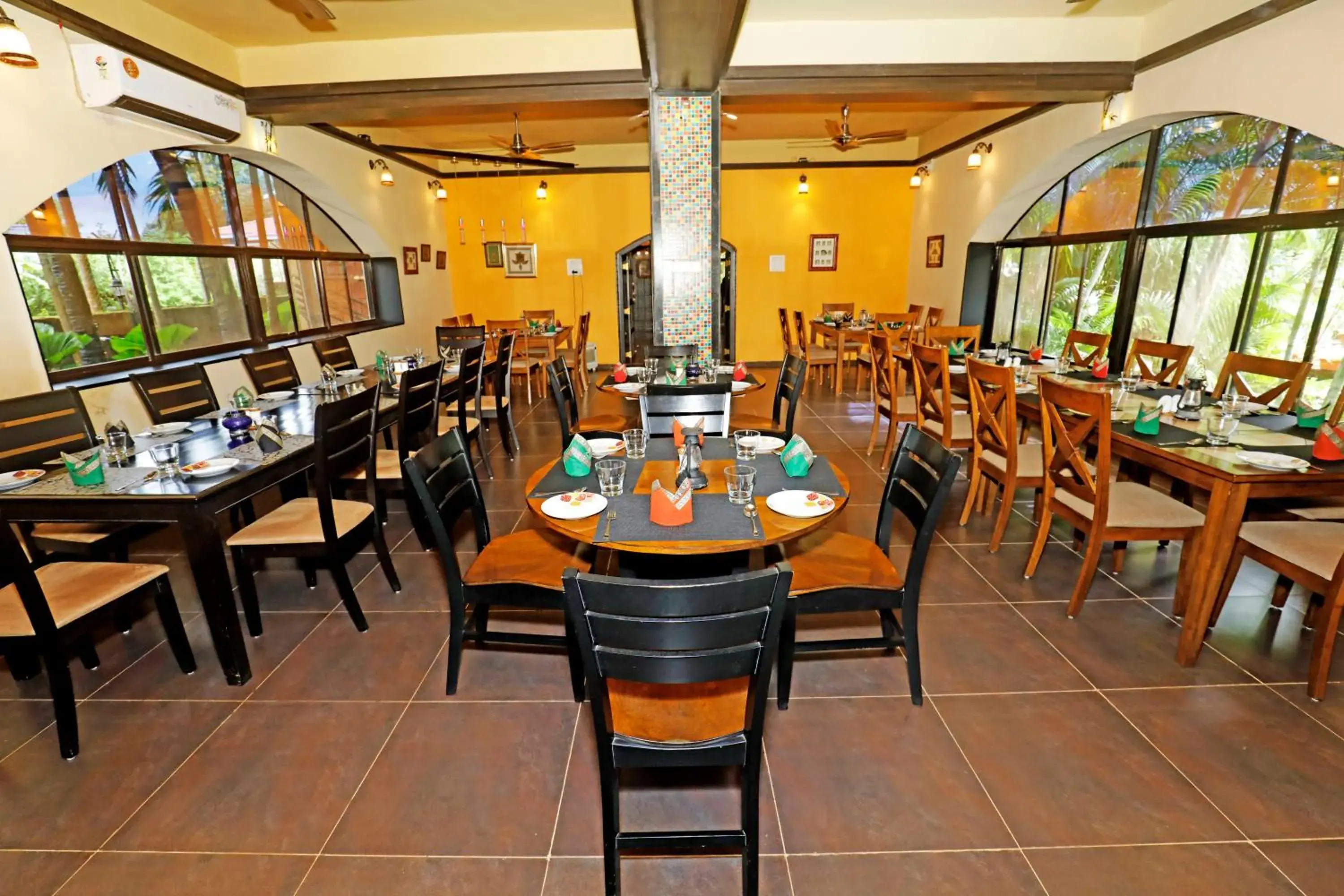Restaurant/places to eat in Chira Meadows Ecoresort, Dapoli Restaurant/places to eat in Chira Meadows Ecoresort, Dapoli