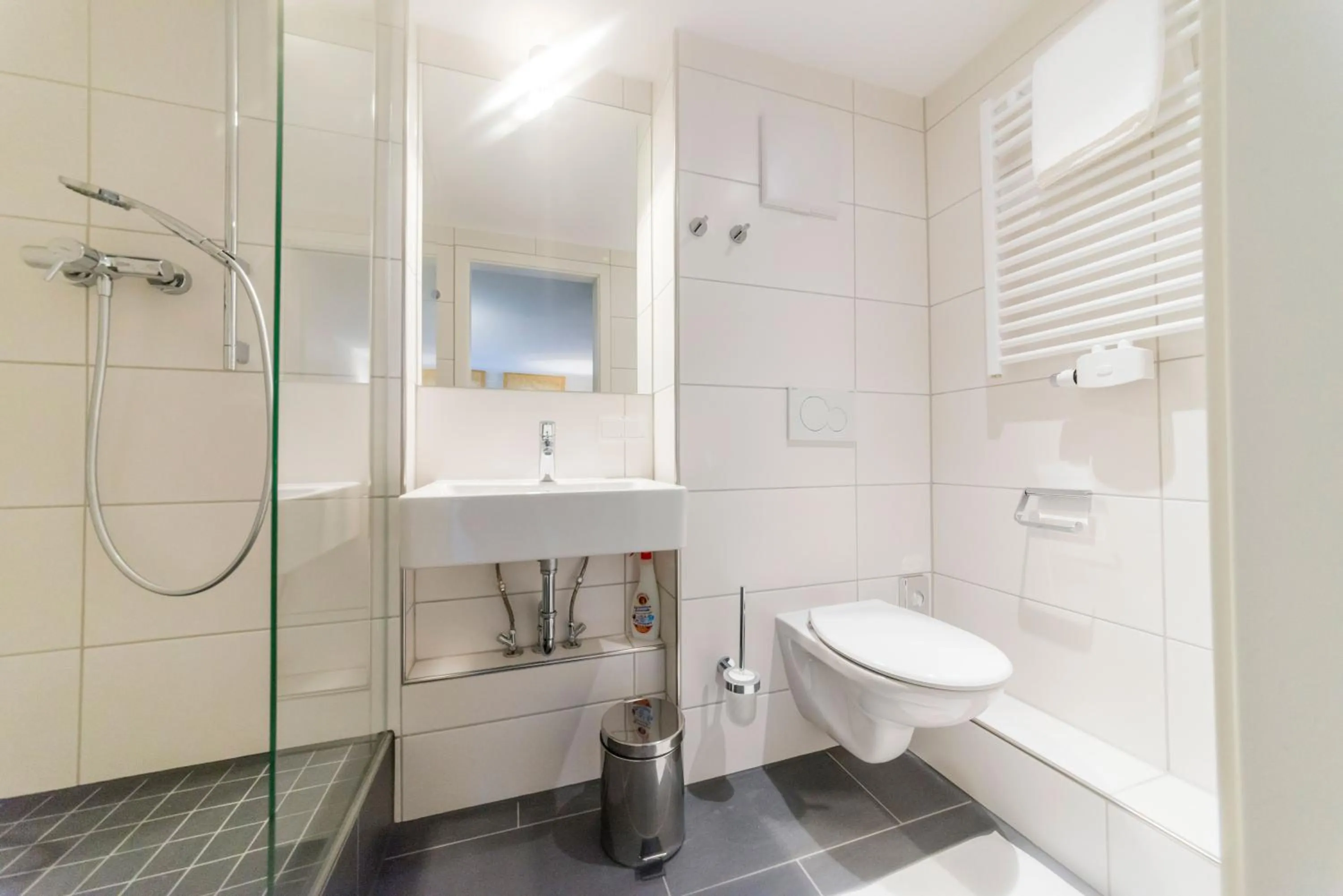 Bathroom in Gästehaus am Marktbrunnen