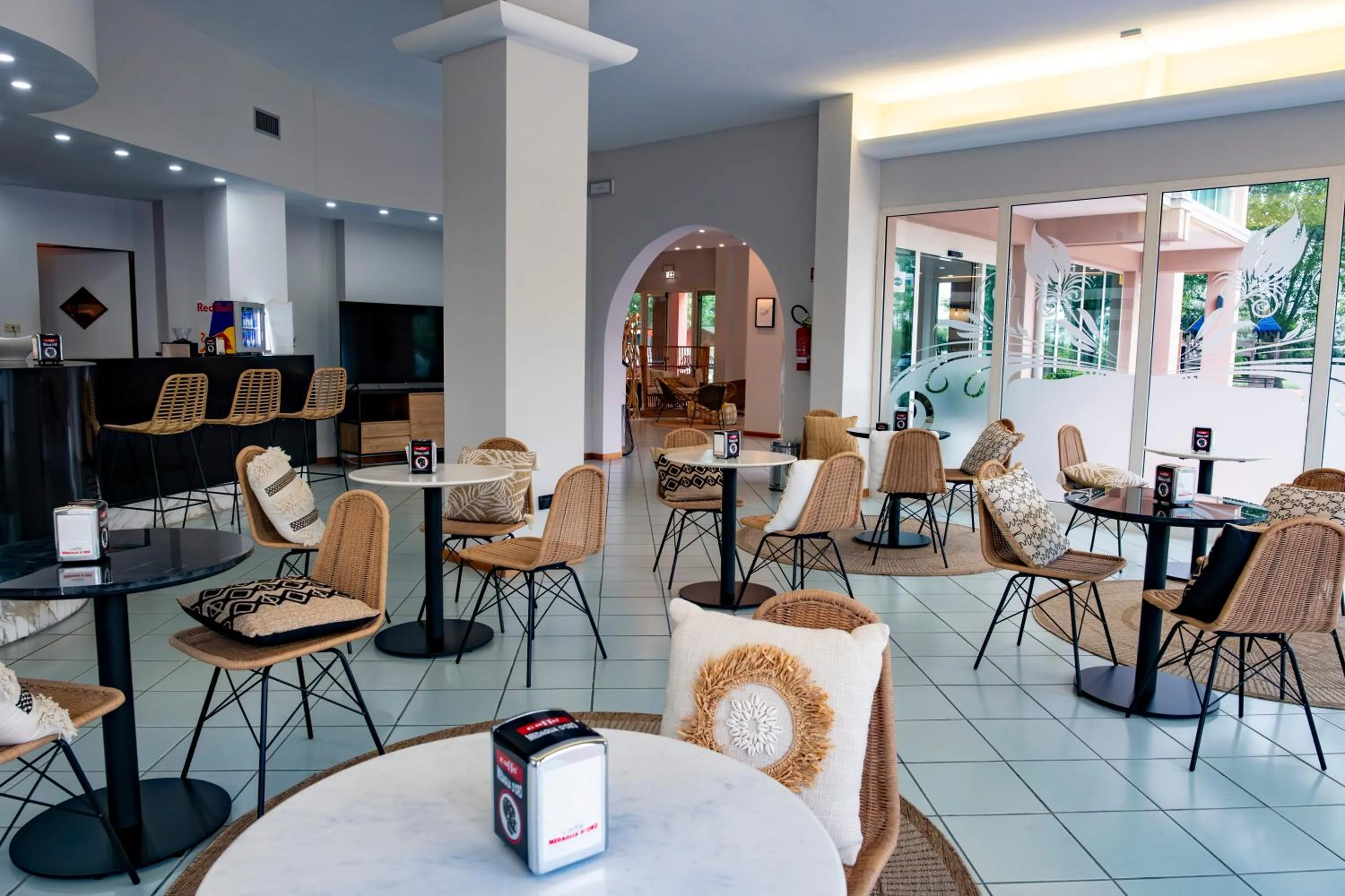 Lounge or bar in Hotel St Gregory Park