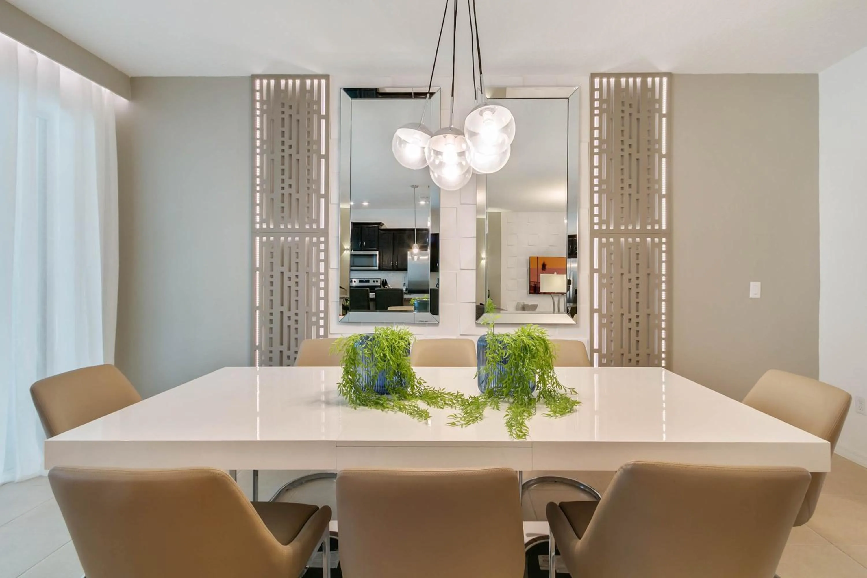 Property building in 4 Bedrooms 4 Bathrooms Solara 8964 Ad