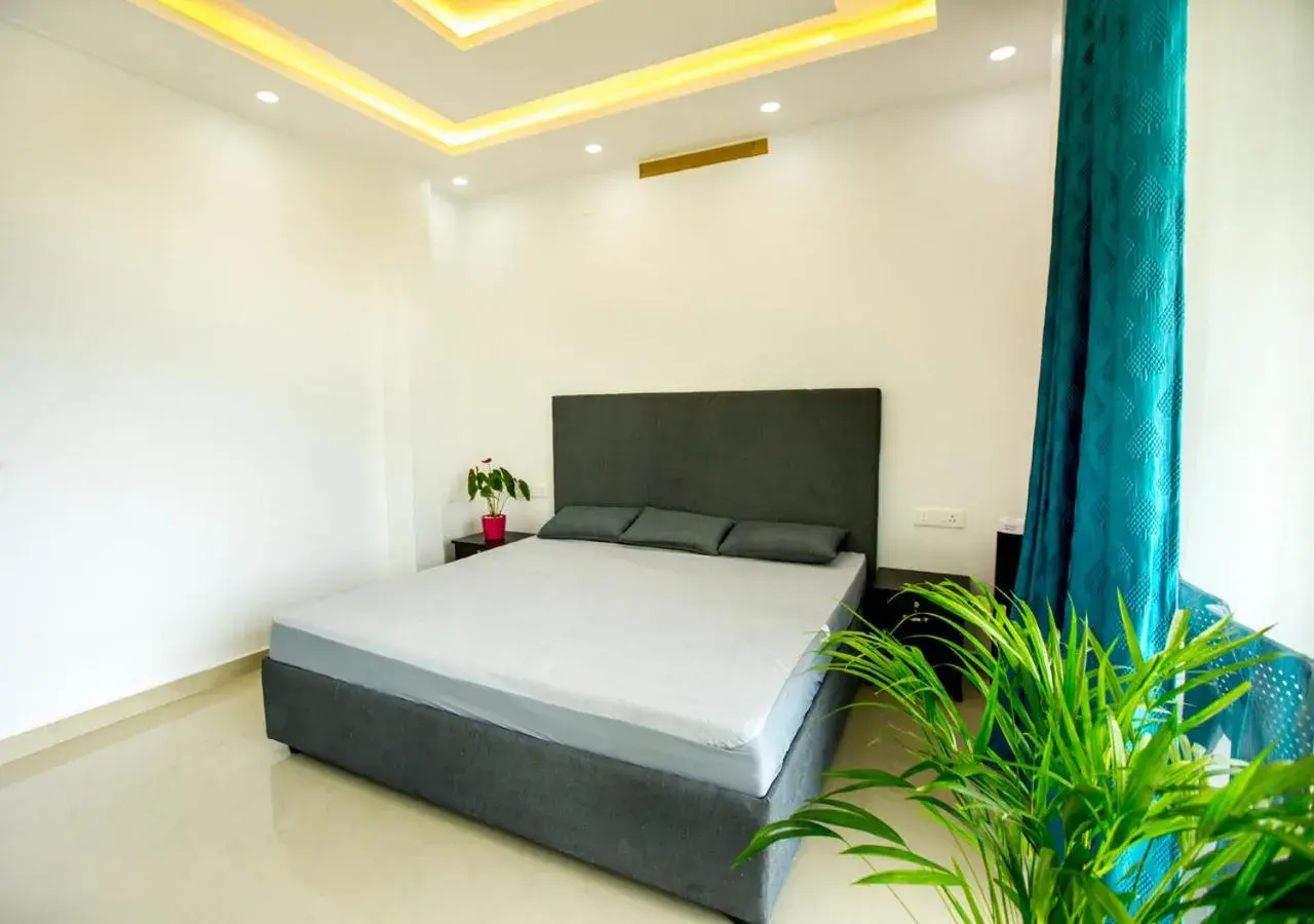 Bed in Hidden Valley Hill View Cottage Vagamon by VOYE HOMES - Rooms with Valley View Bed in Hidden Valley Hill View Cottage Vagamon by VOYE HOMES - Rooms with Valley View